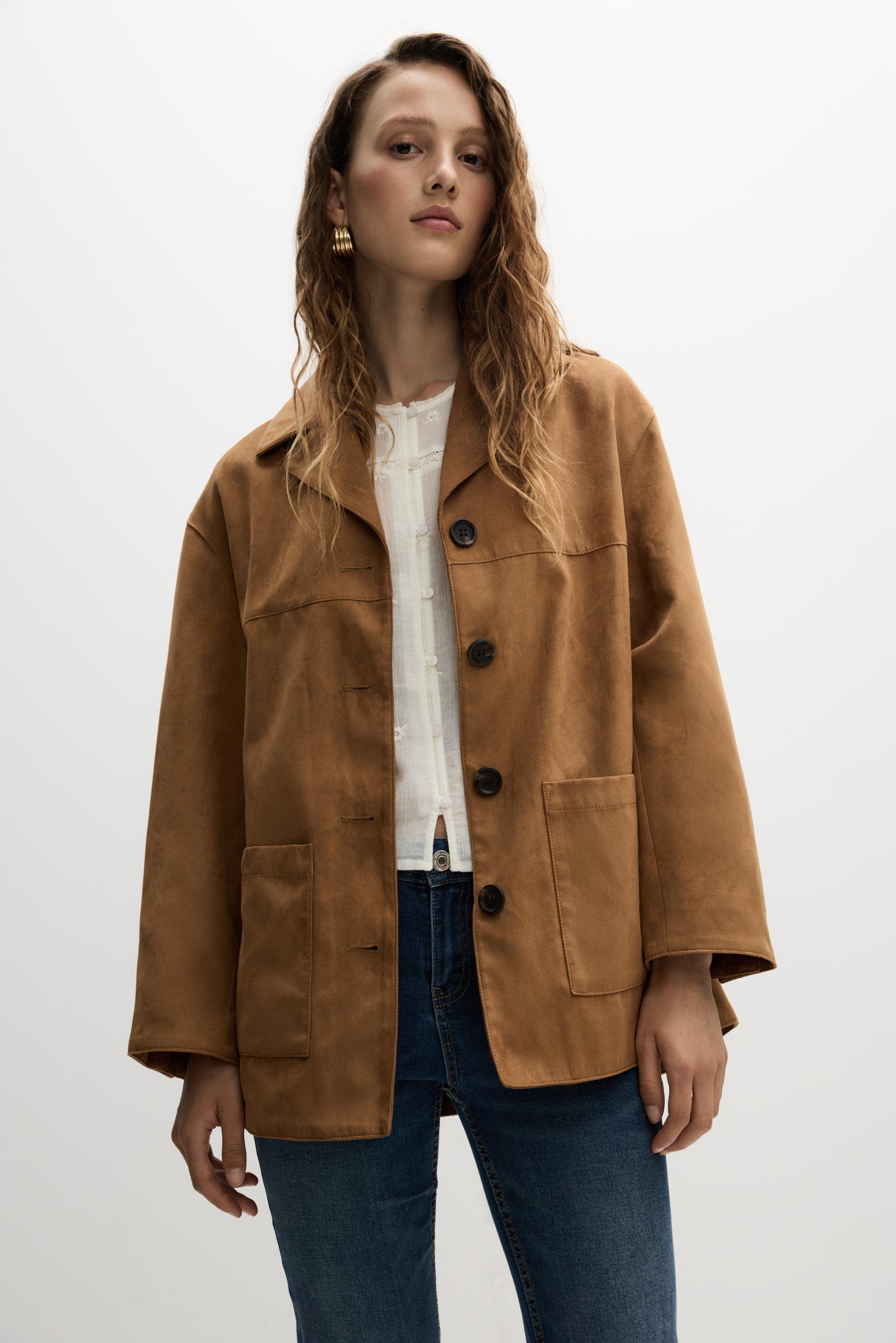 Cazadora larga efecto ante