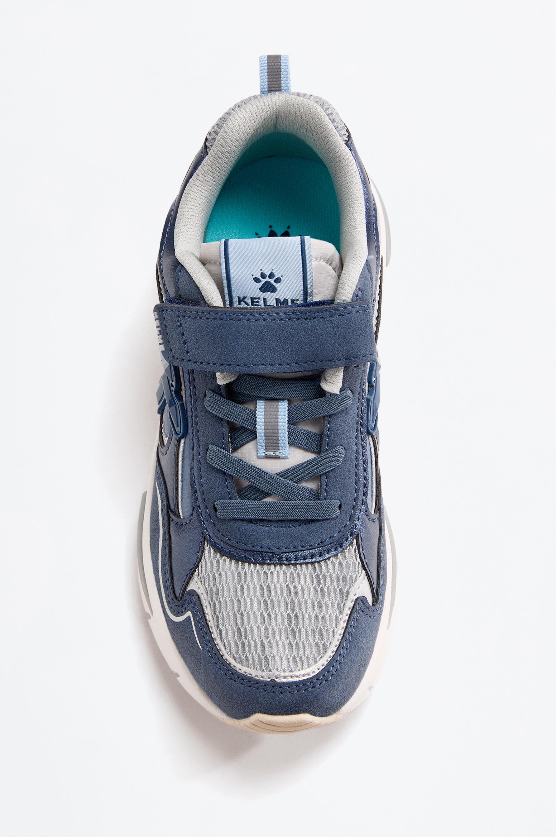 Kelme sports shoe — BLUE