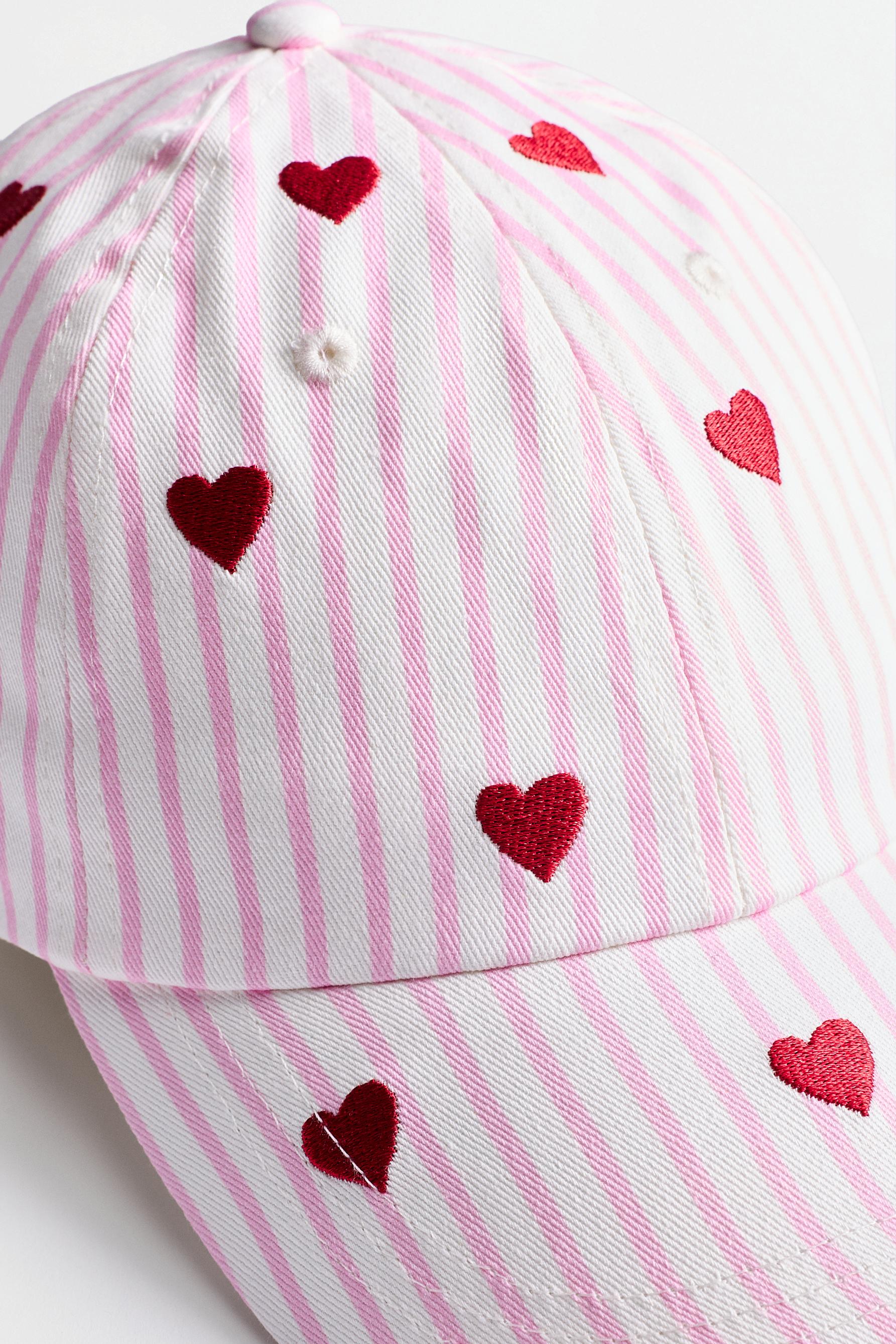 Heart cap — PALE PINK
