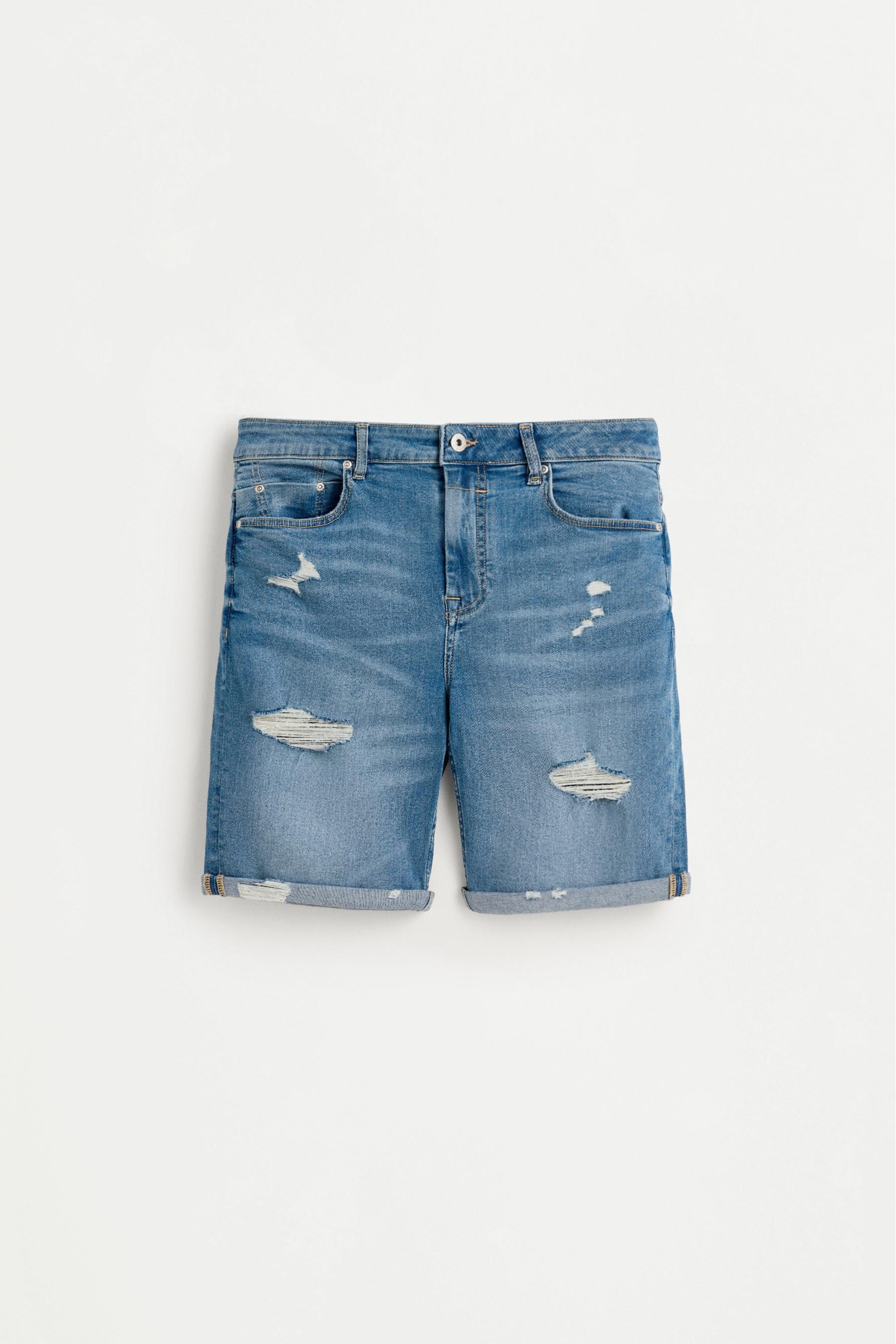 Distressed skinny denim Bermuda shorts — FADED SKY BLUE
