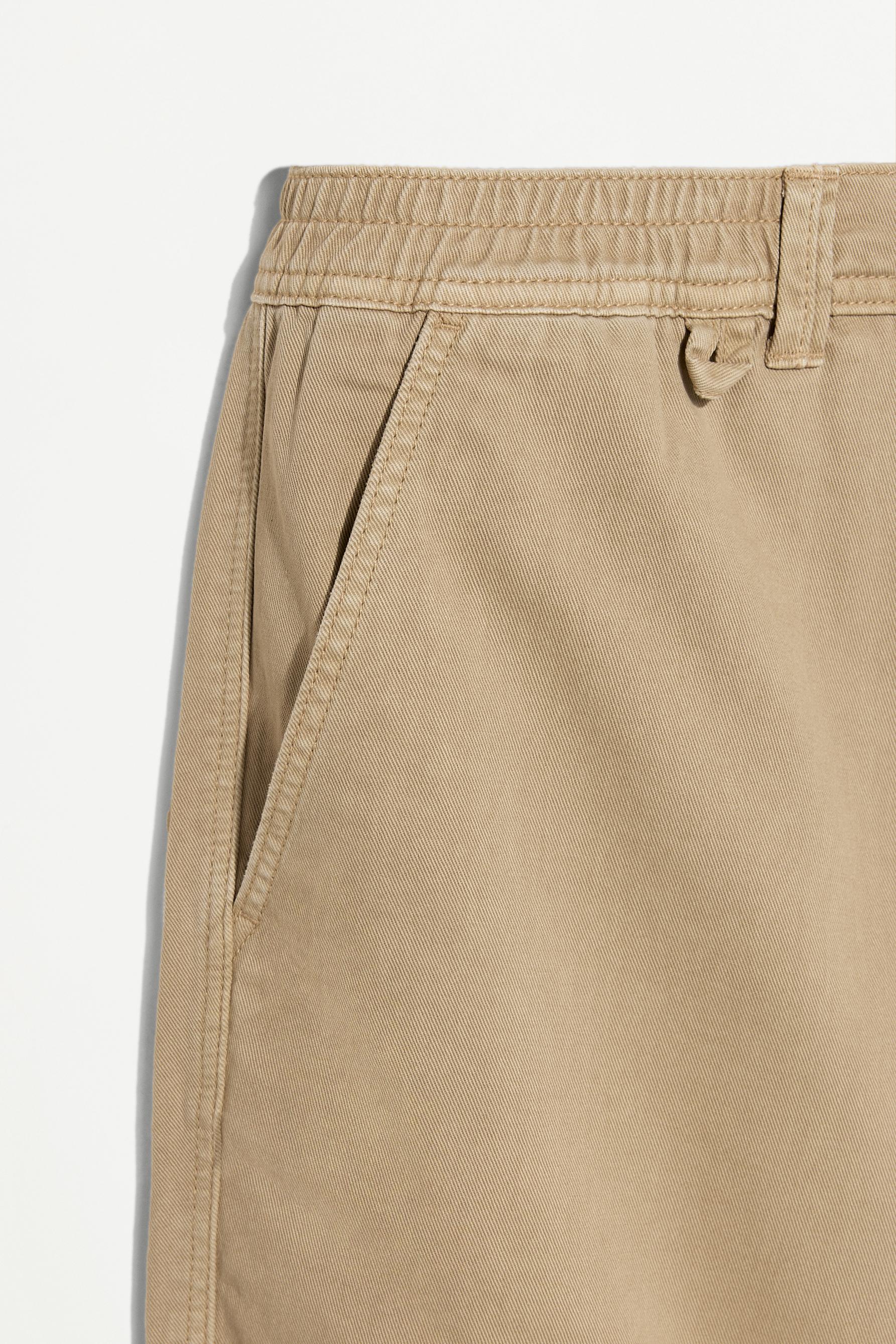 Slim fit Bermuda shorts — DARK OCHRE