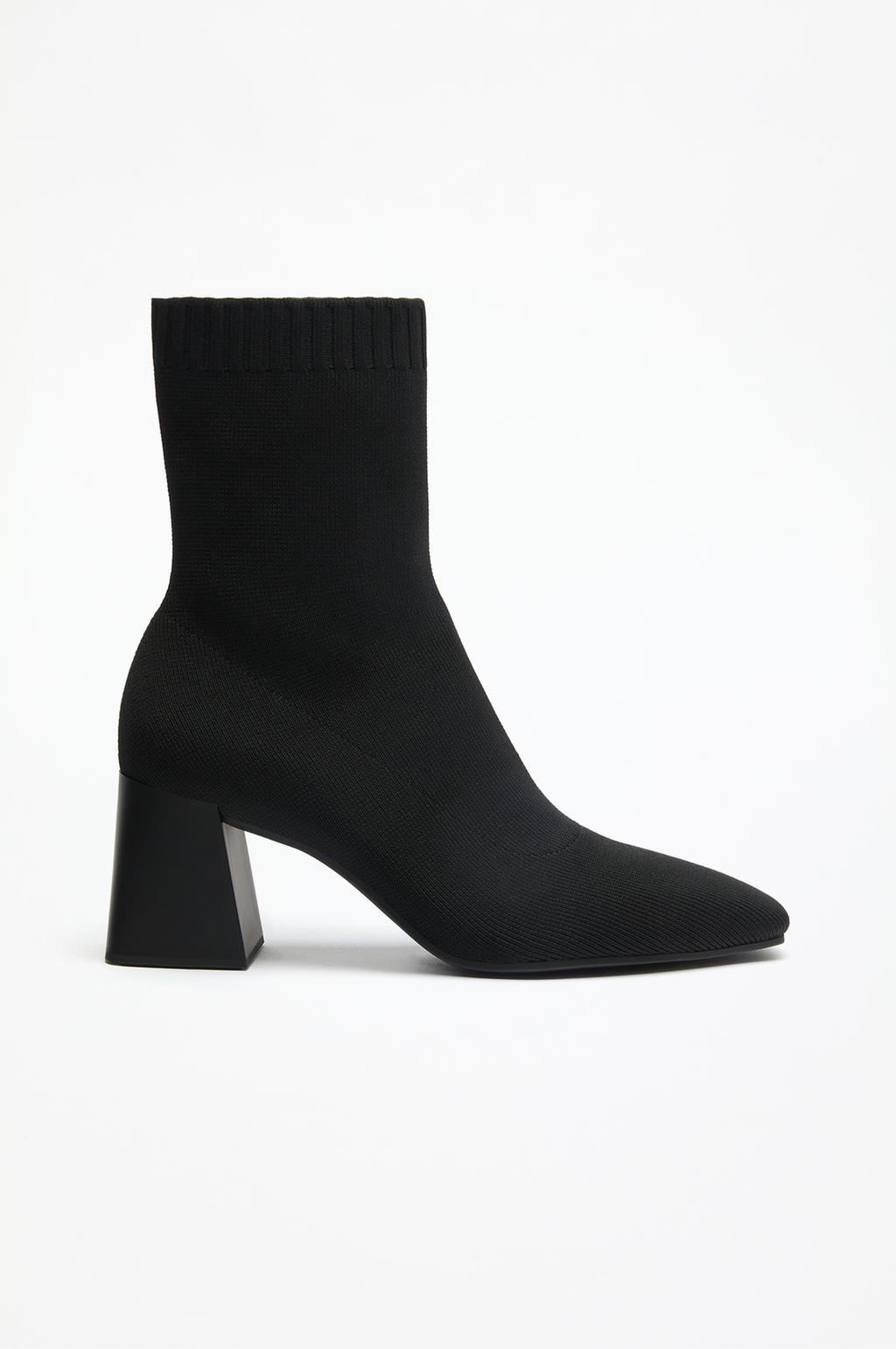 High-heel sock ankle boots