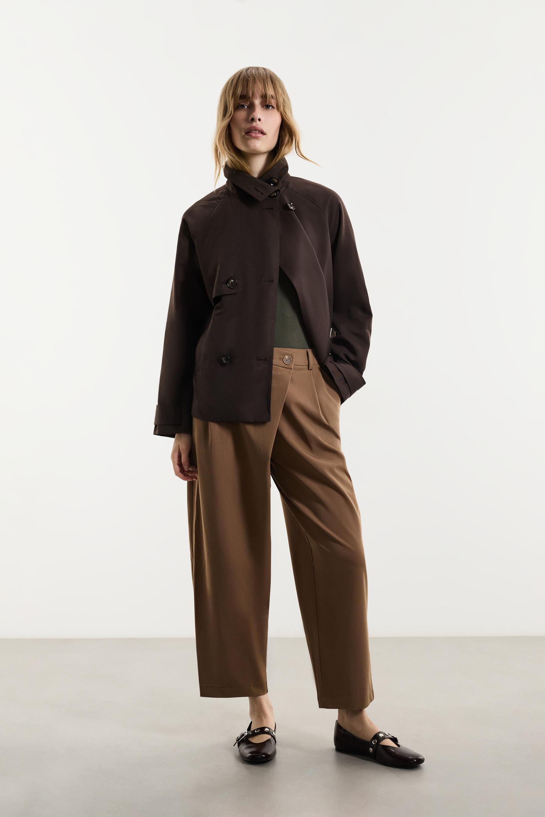 Asymmetrical waist barrel trousers — DARK CAMEL