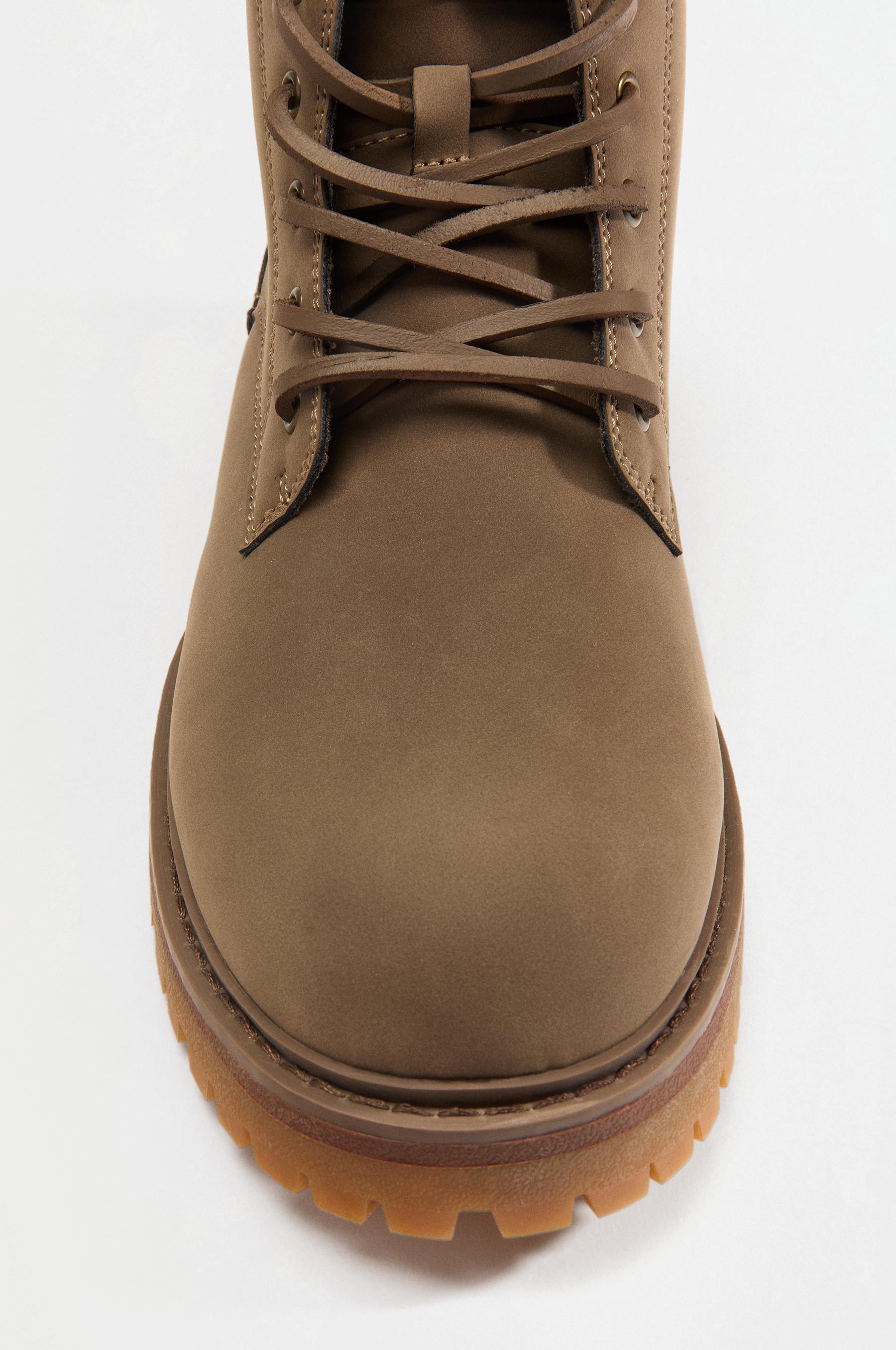 Trekking boots — BROWN