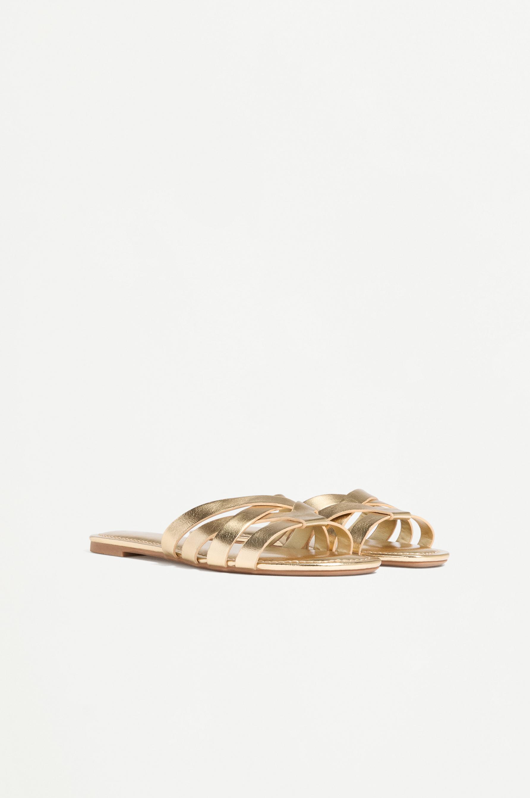 Braided flat sandals — GOLD