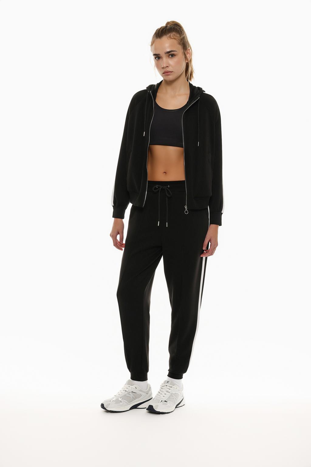 Soft tracksuit trousers