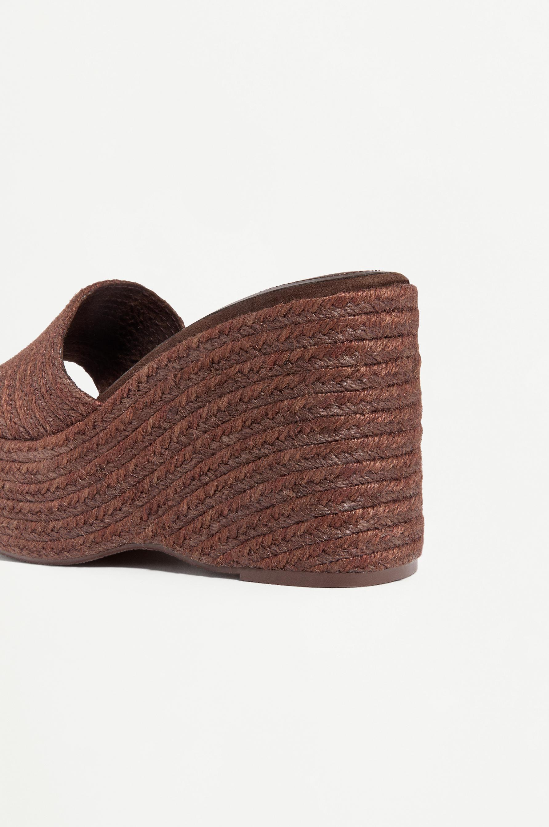 Women's raffia wedge sandals — BROWN
