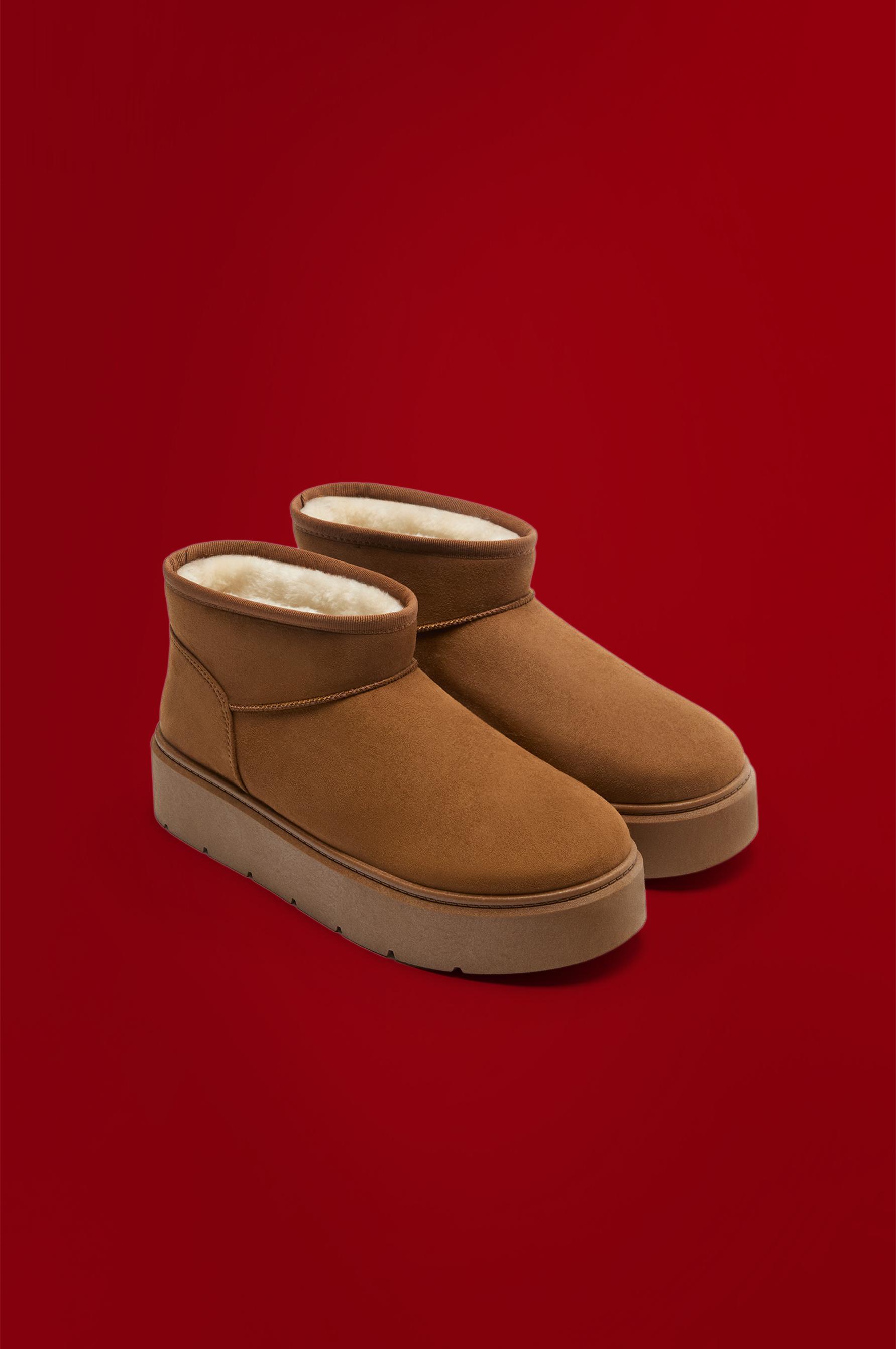 Platform fur ankle boot — LEATHER