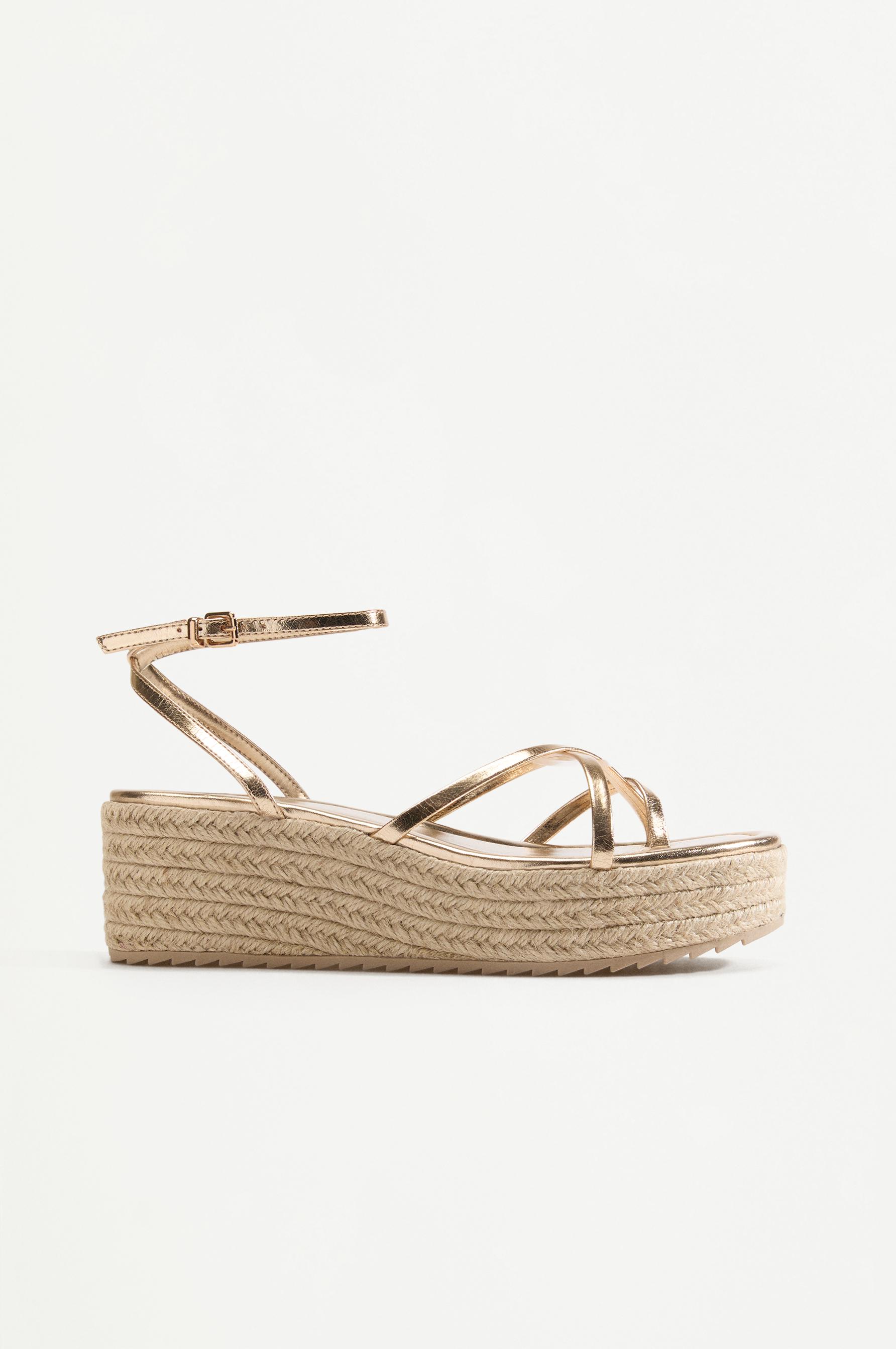 Metallic wedge sandals with straps — GOLD