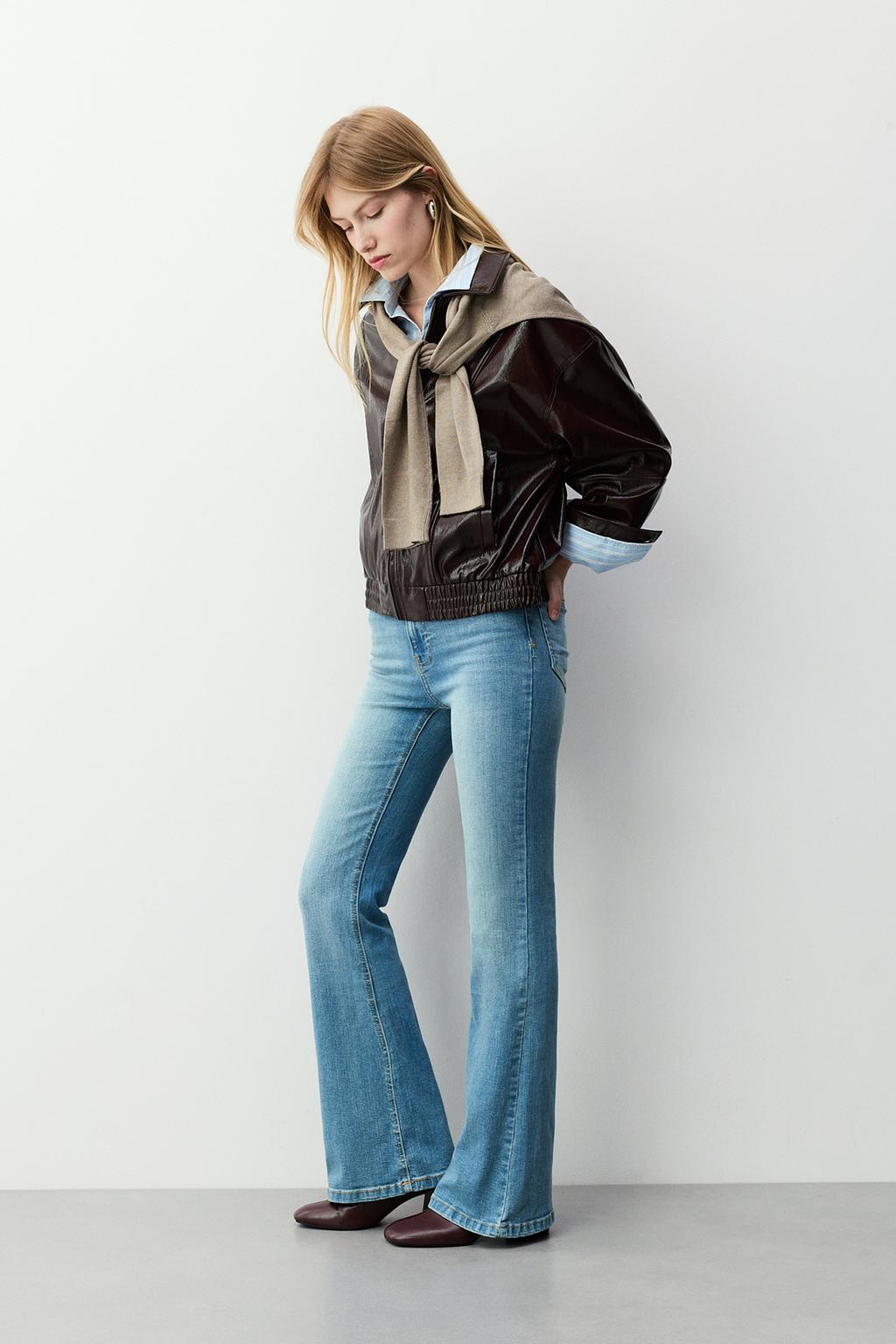 High-waist bell bottom jeans