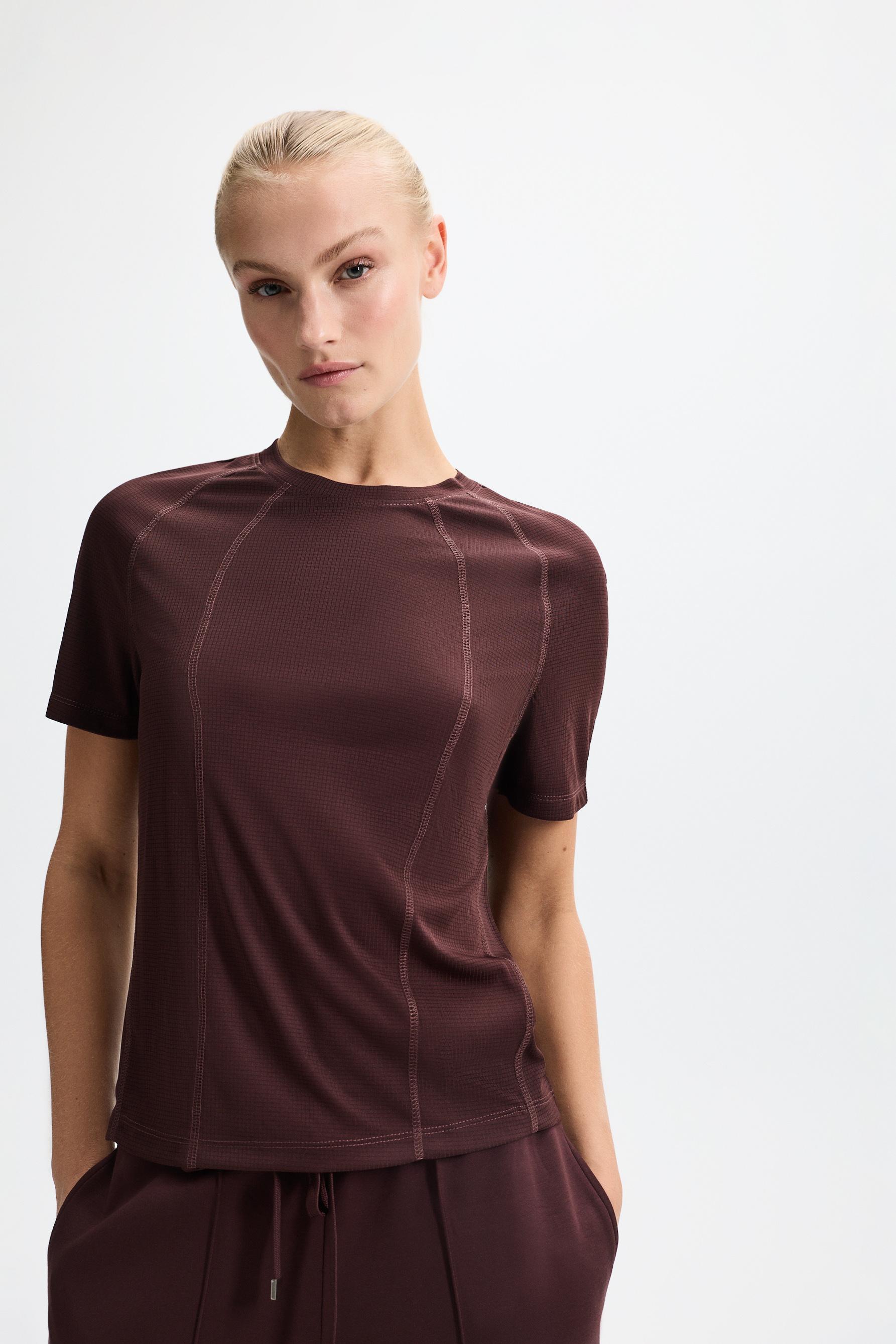 Seamed sports T-shirt — WINE