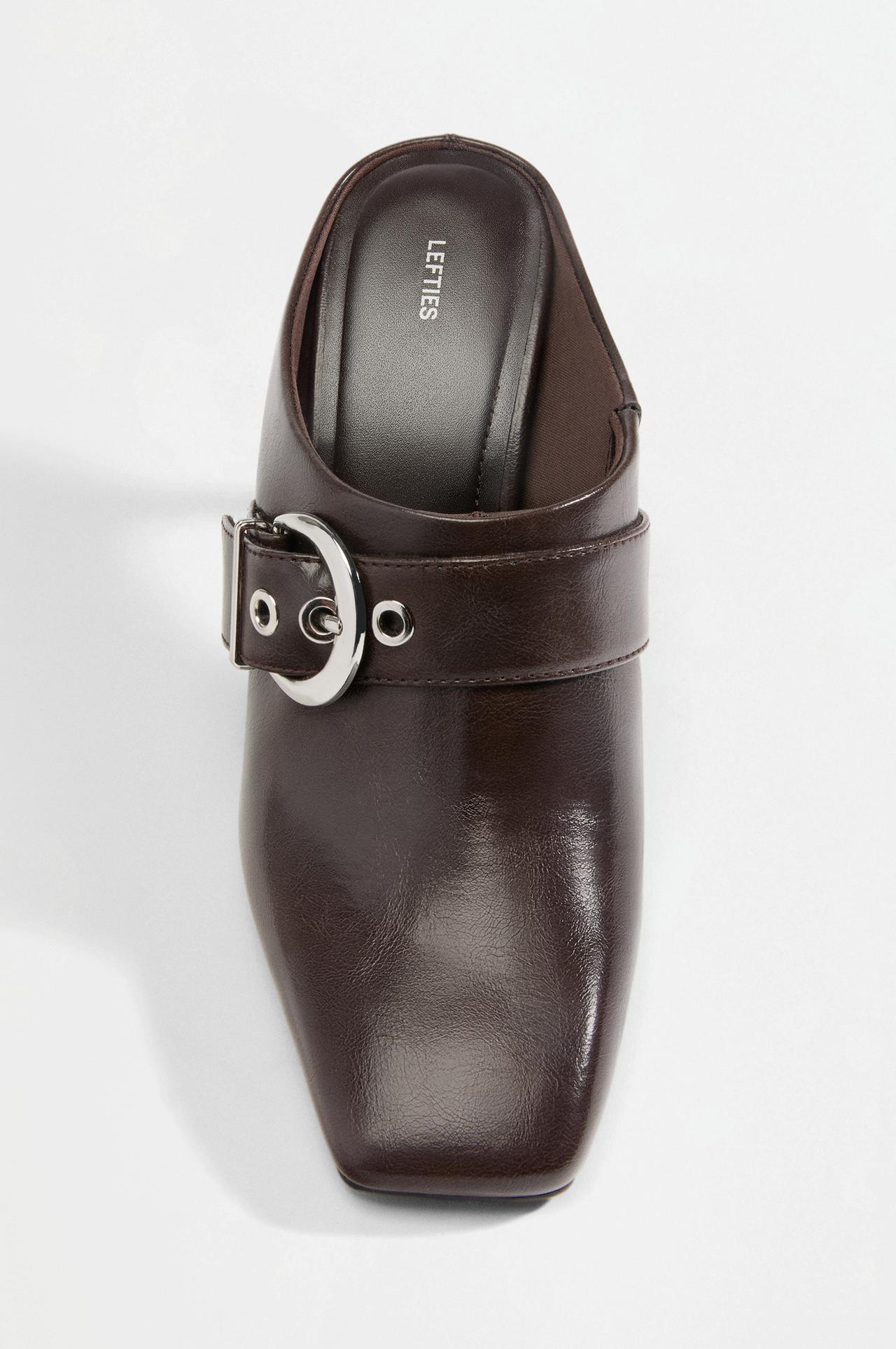 Buckle mule — BROWN