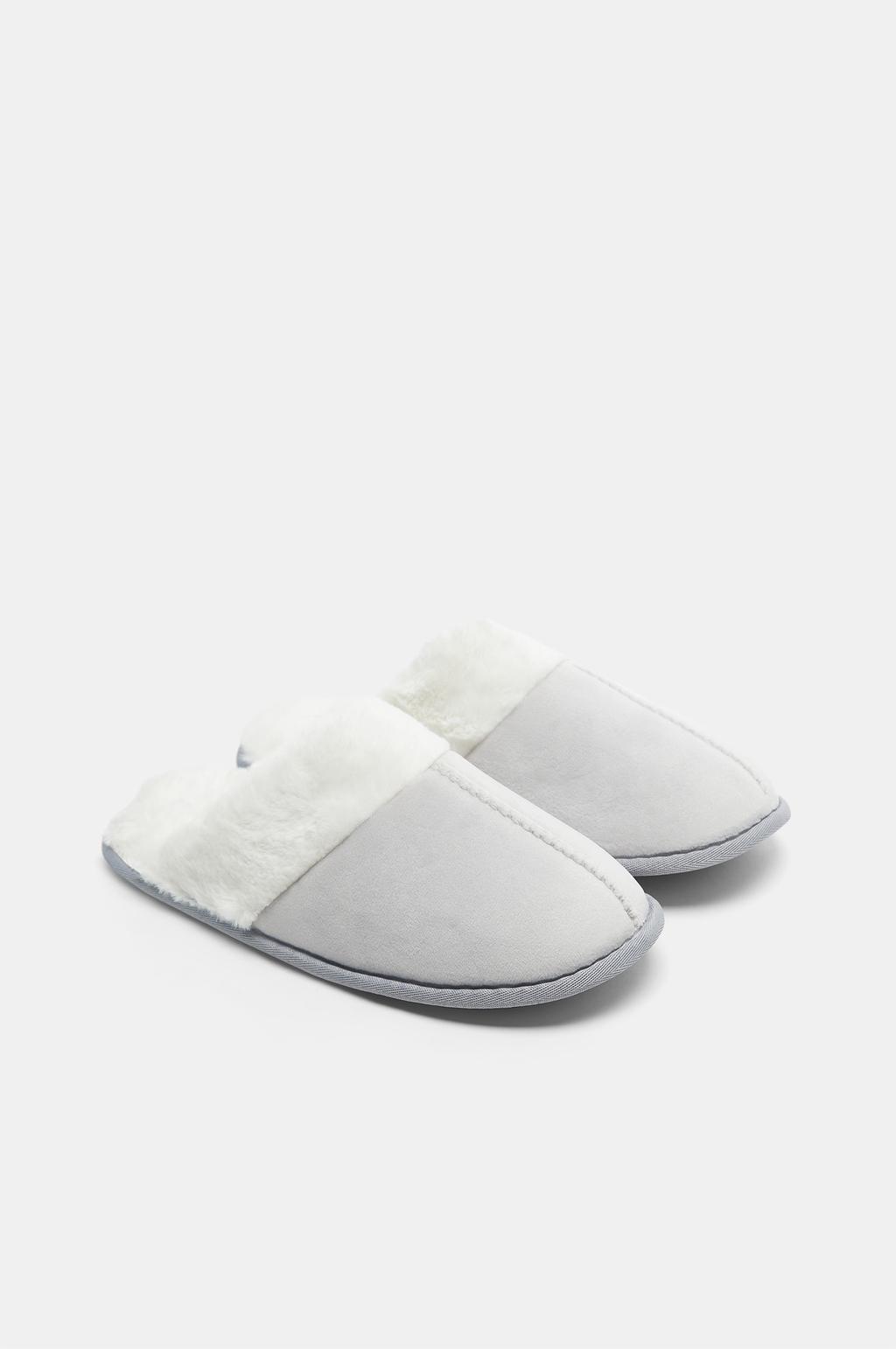 Faux fur house slippers