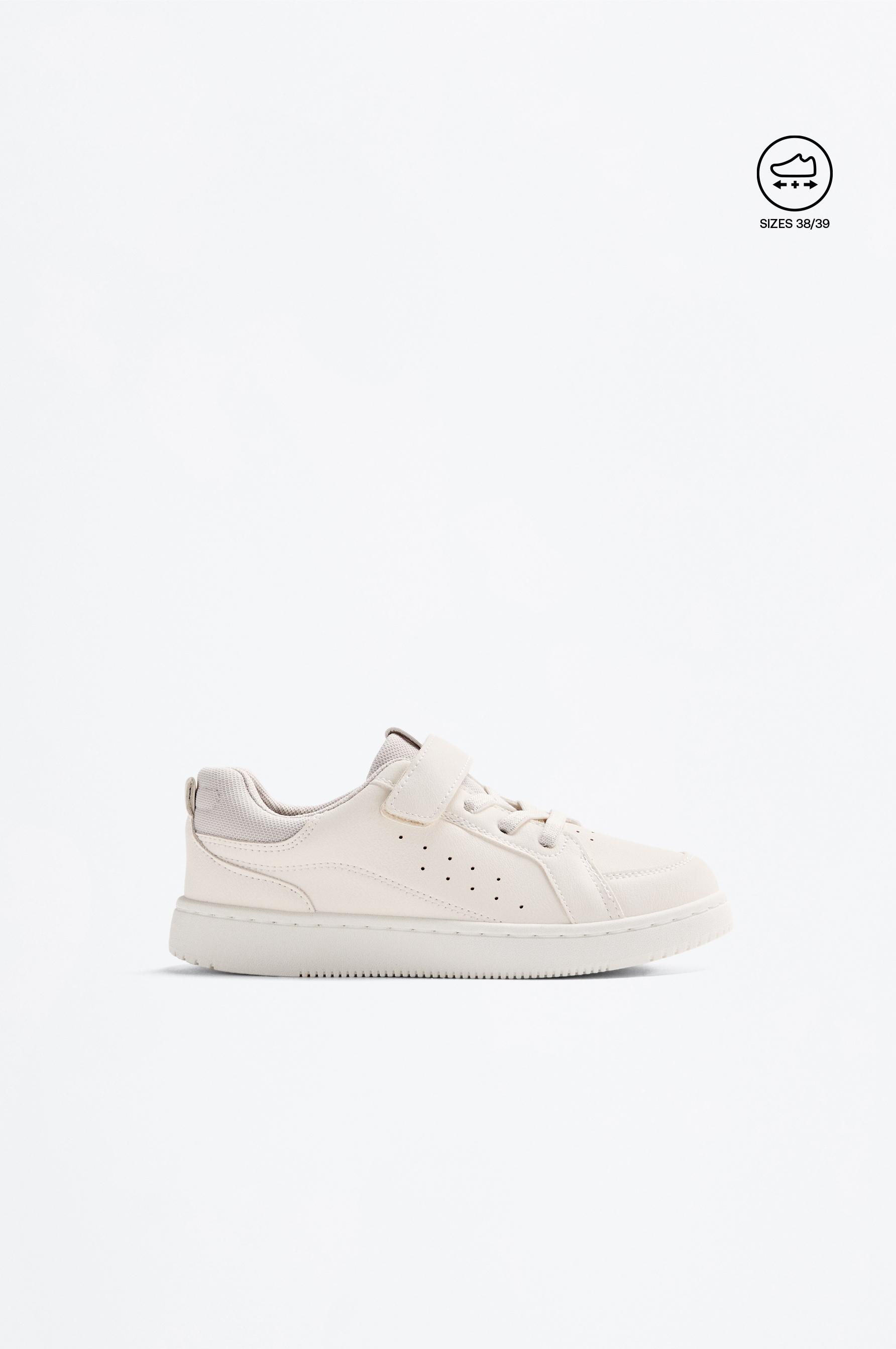 Zapatilla deportiva retro