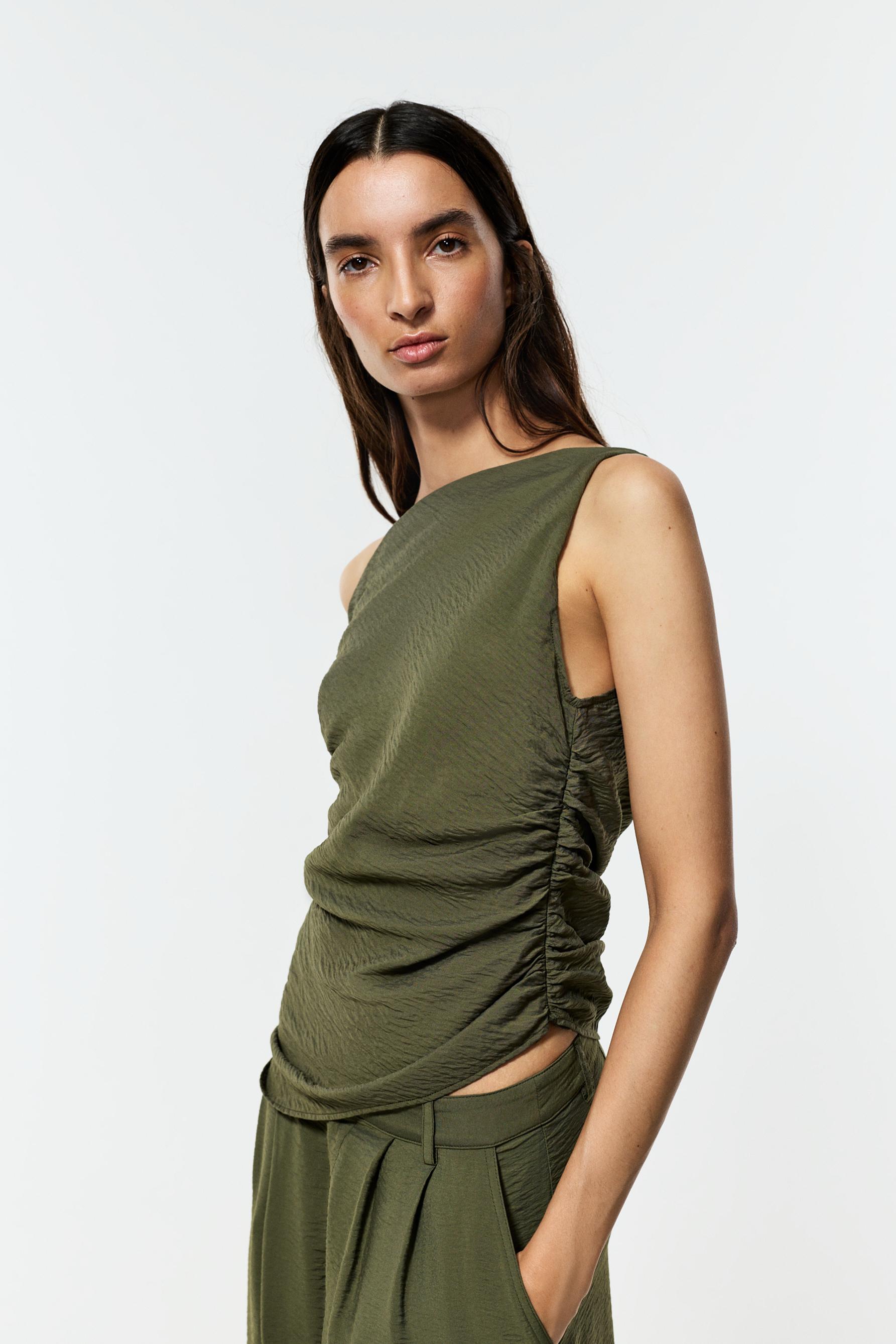Asymmetric top — DARK KHAKI
