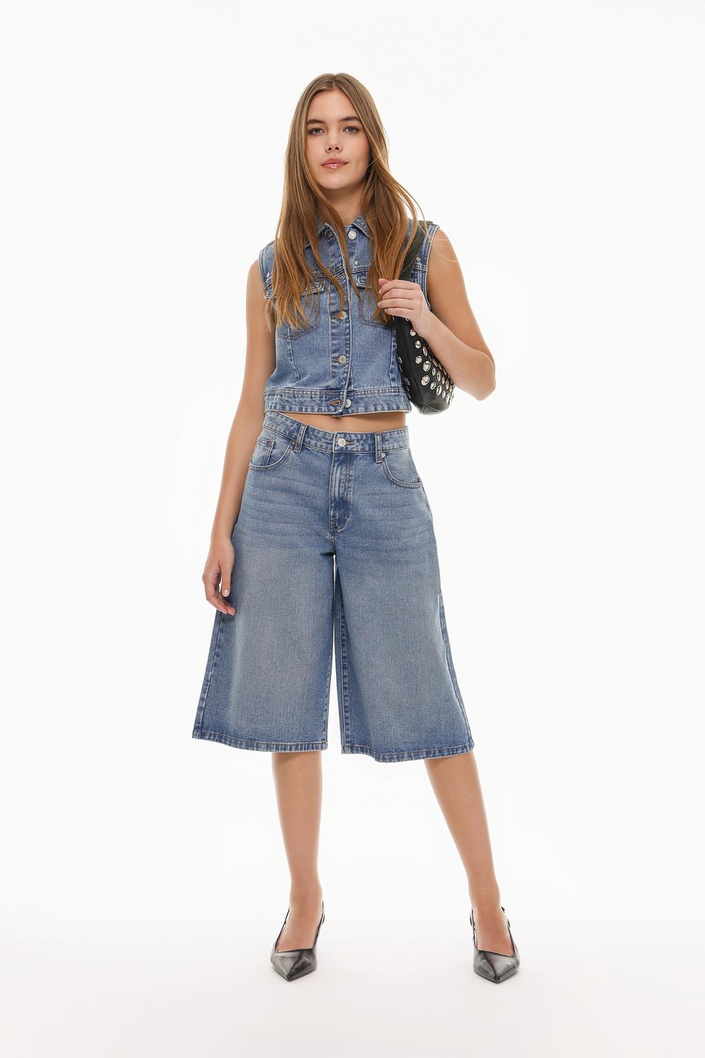 Studded Bermuda jorts