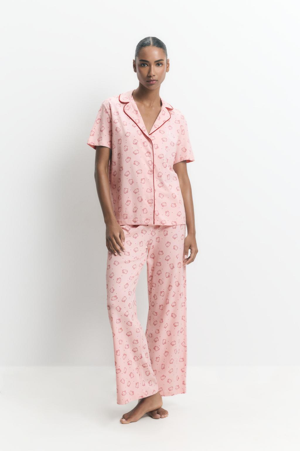 Hello Kitty ©SANRIO shirt-style pyjamas