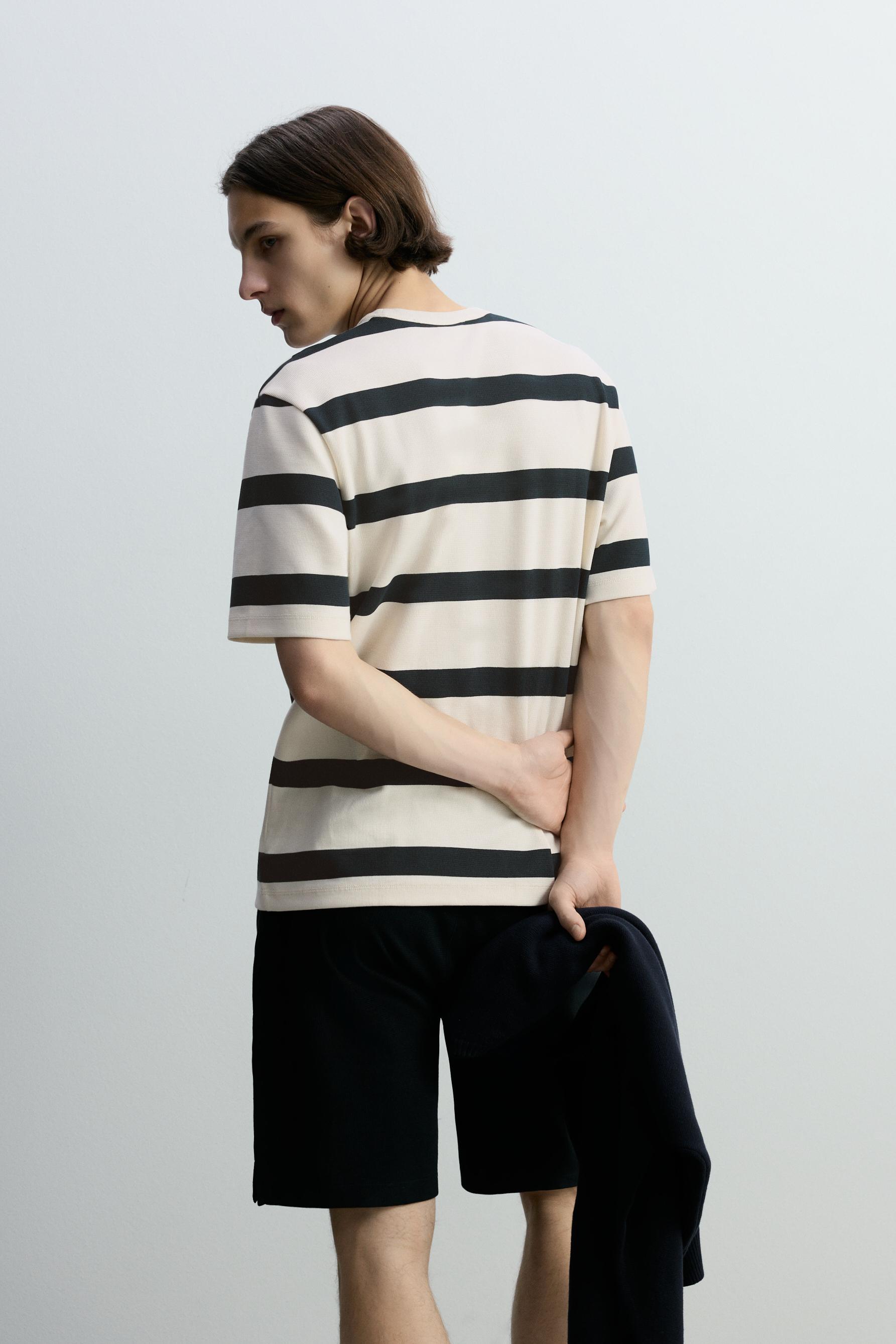 Textured striped T-shirt — NAVY