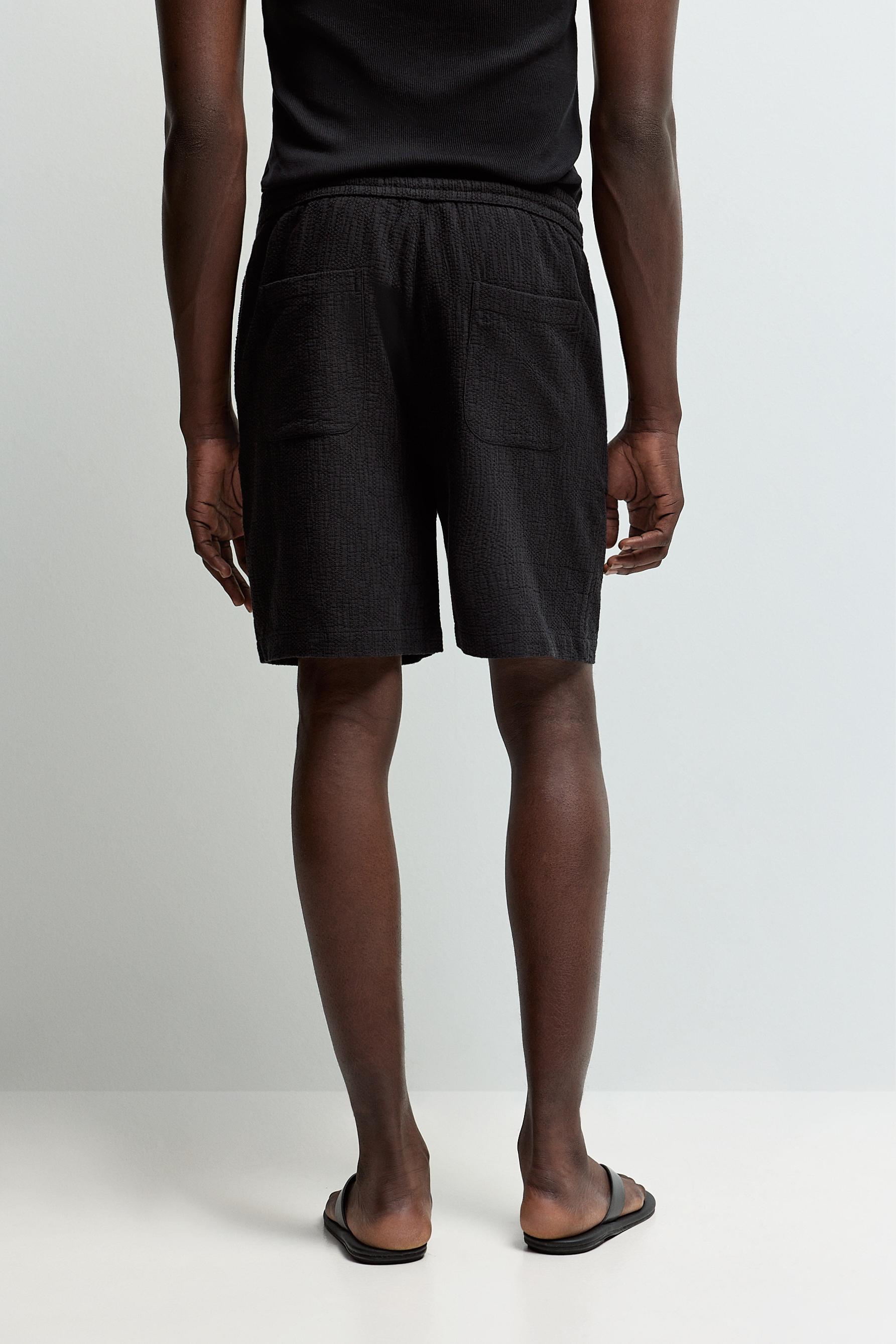 Jacquard Bermuda shorts — BLACK