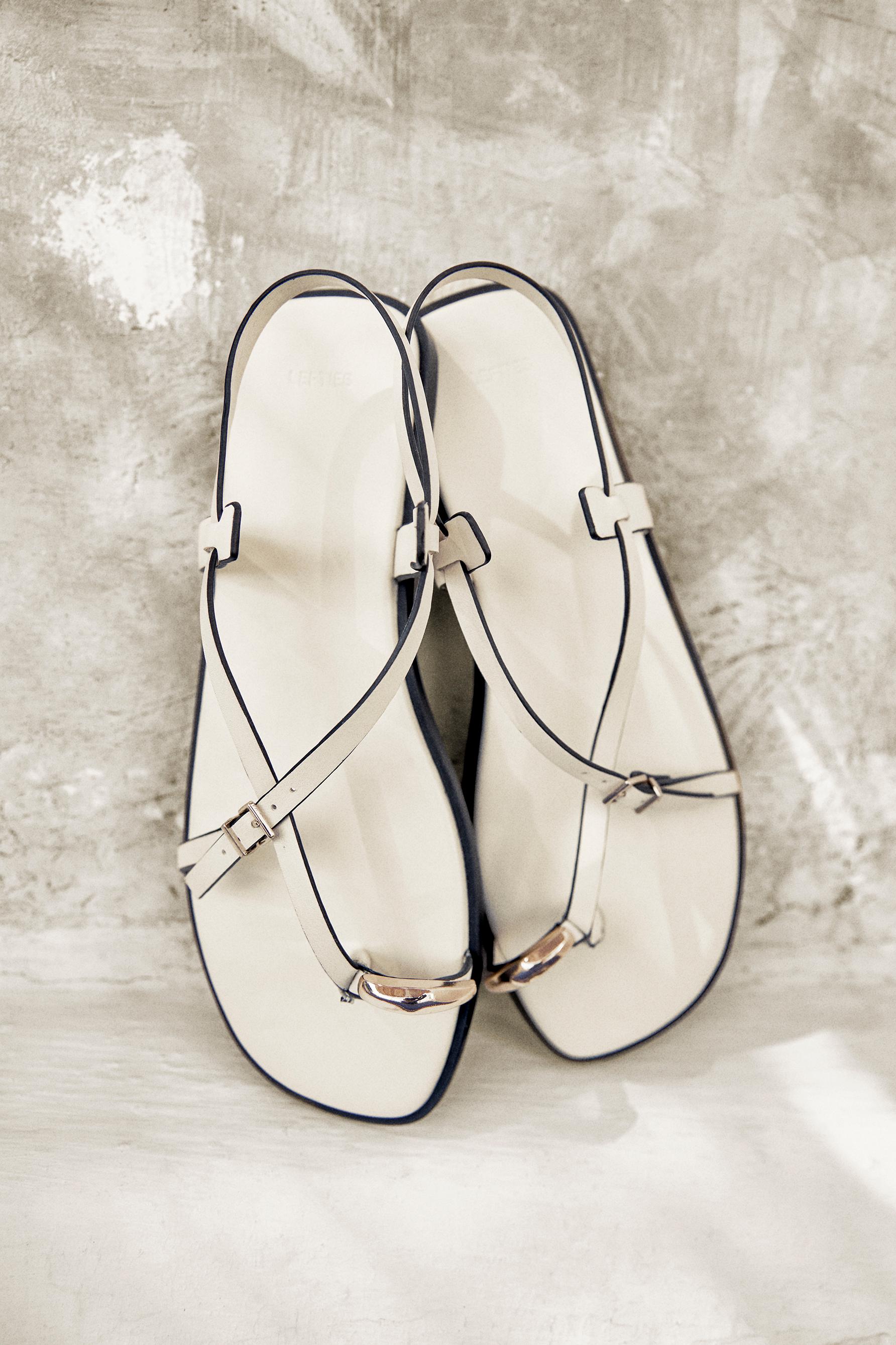 Flat slider sandal with metal detail — WHITE