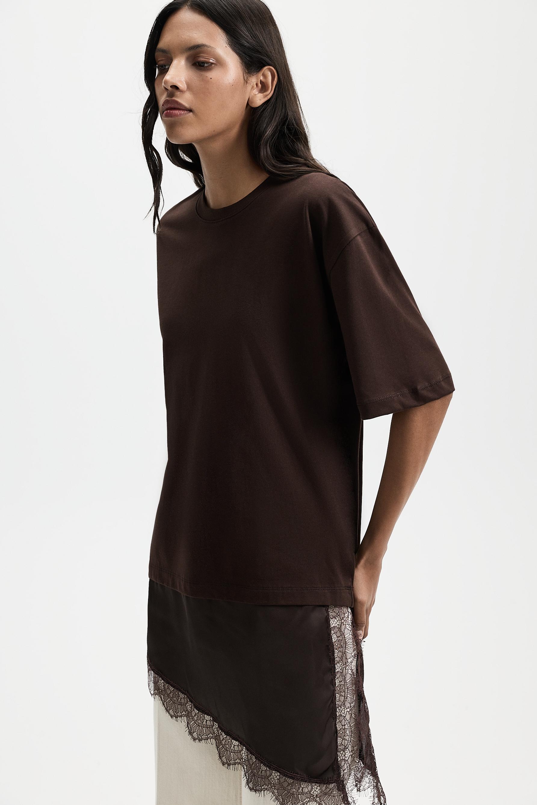 Lace hem T-shirt — BROWN