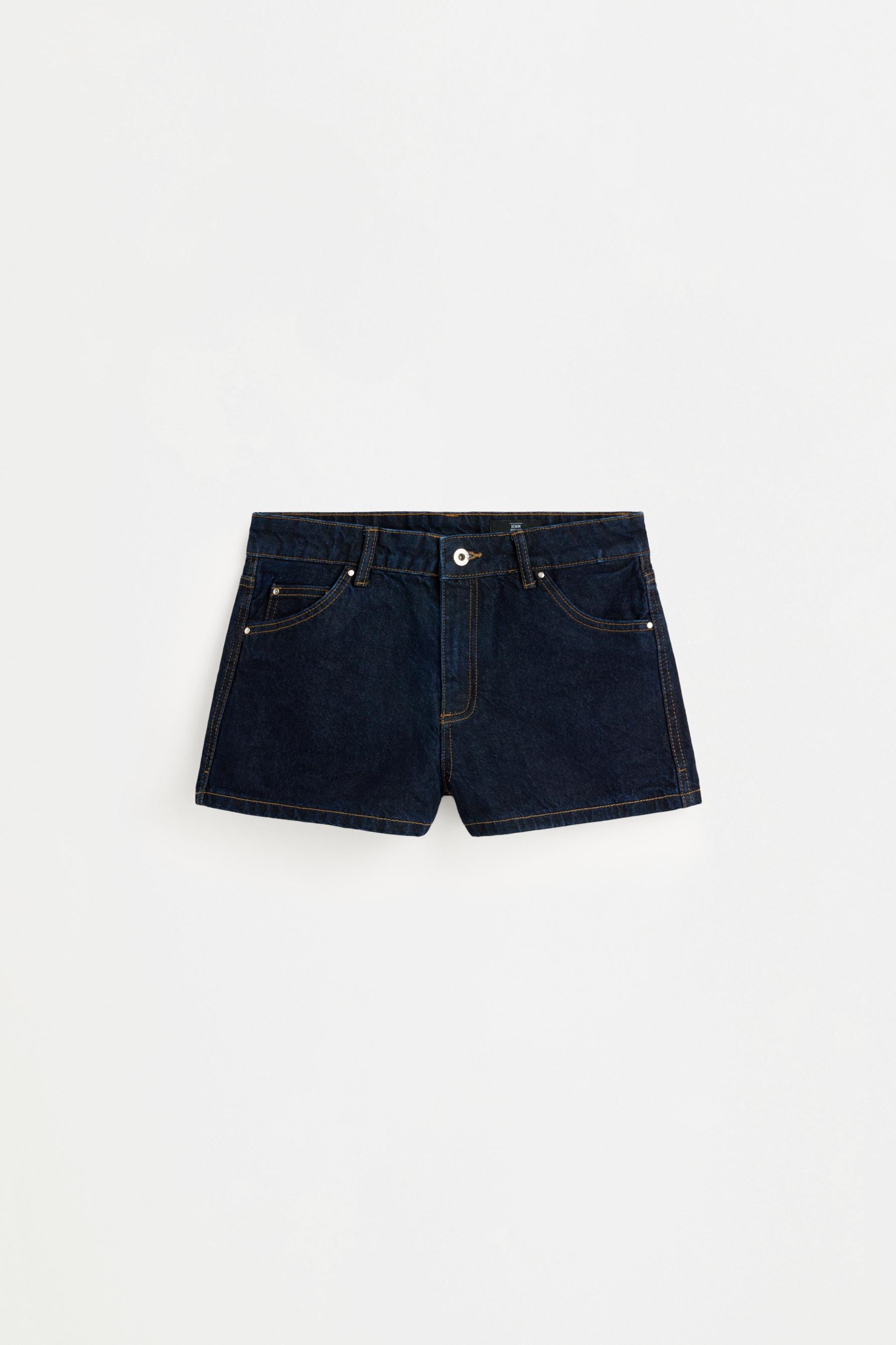 Denim shorts — NAVY