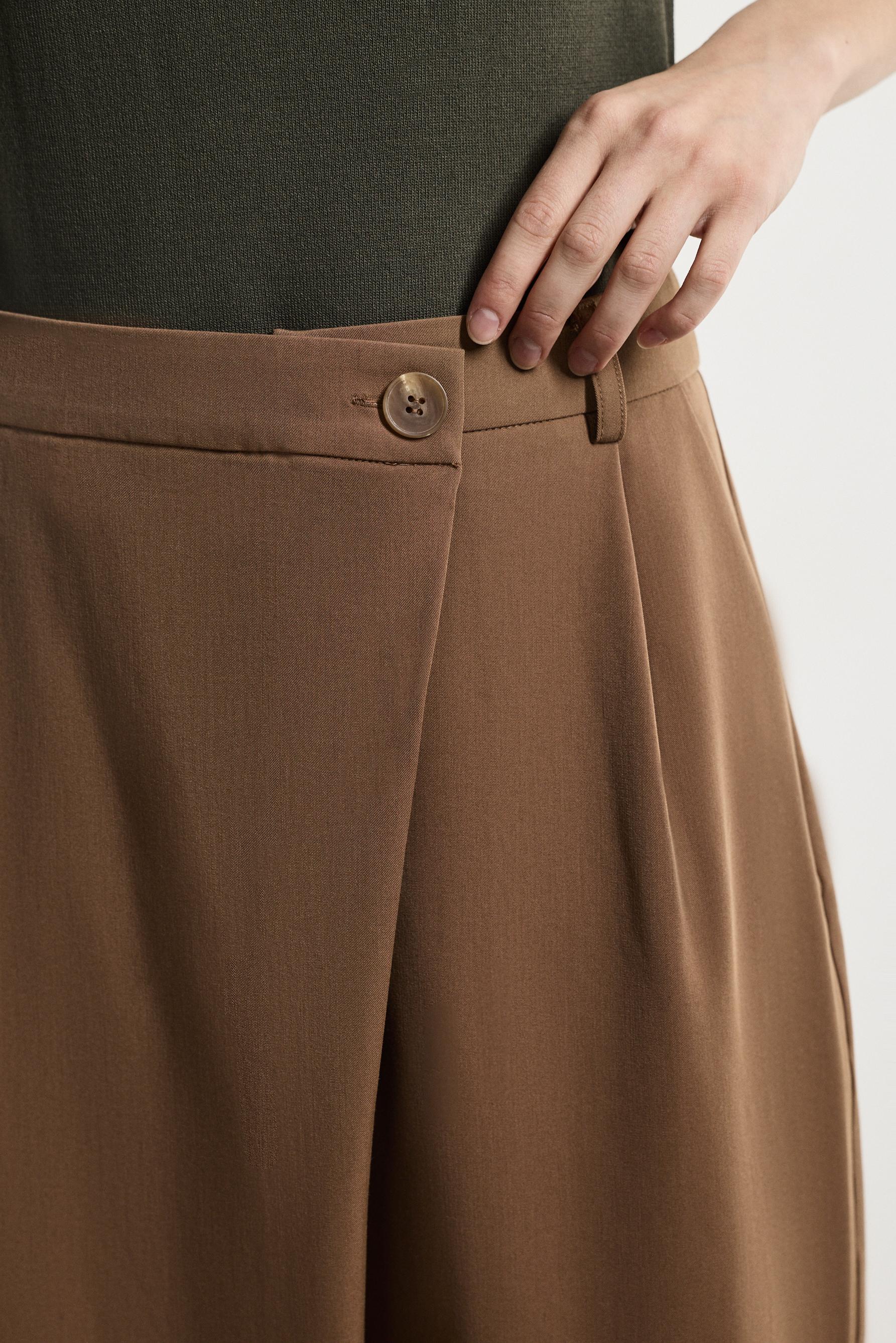 Asymmetrical waist barrel trousers — DARK CAMEL