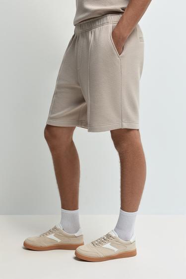 Waffle-textured Bermuda shorts — PALE SAND 3