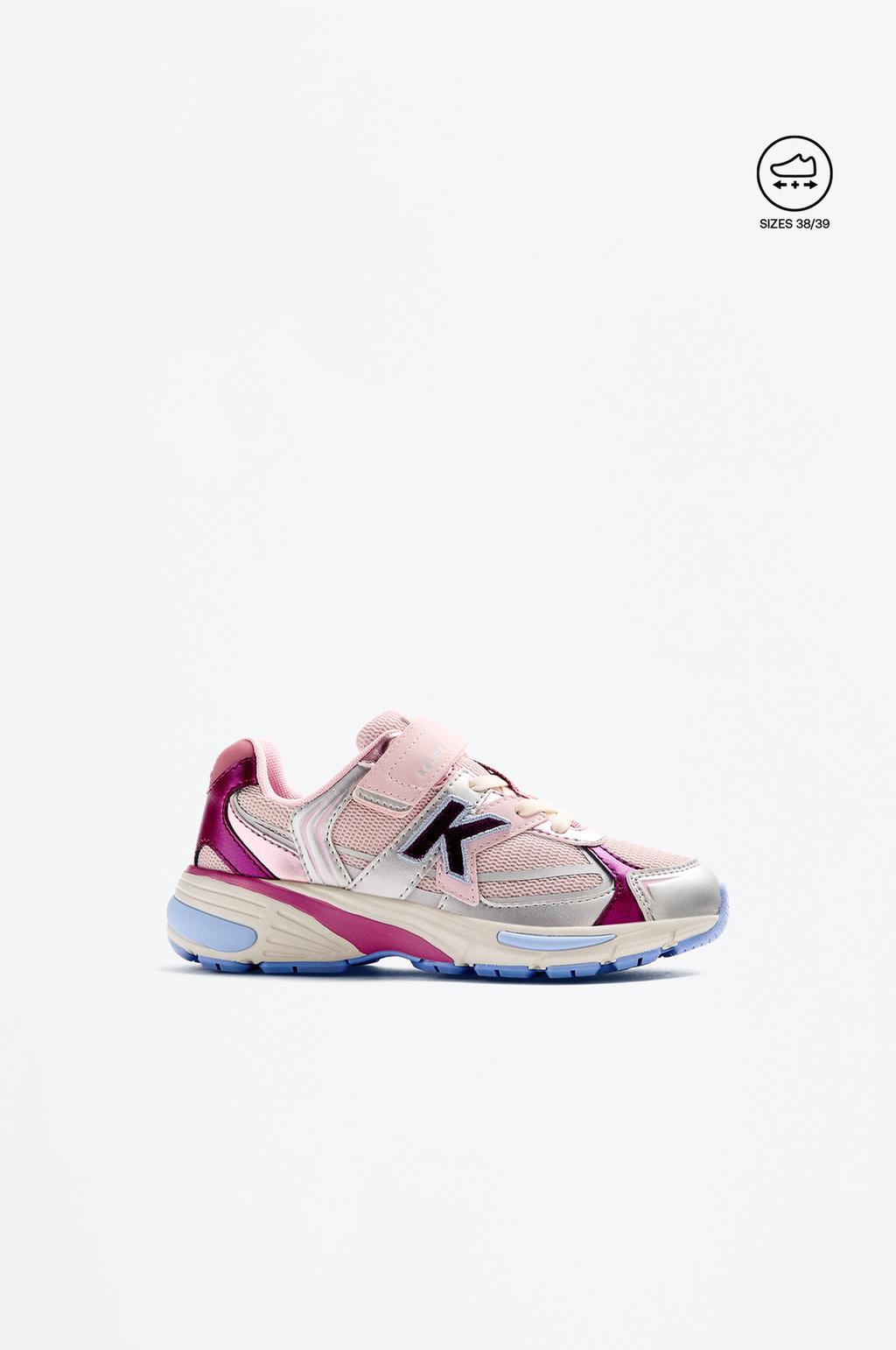 Pantofi sport Kelme cu elemente multiple