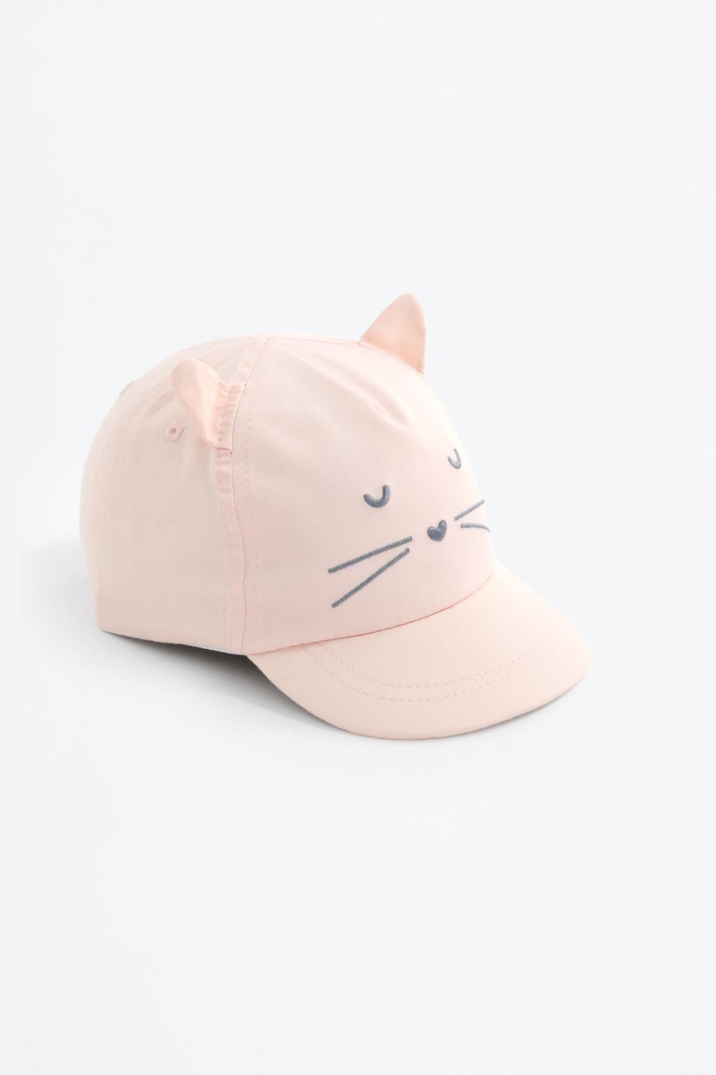 Cap with kitten motif