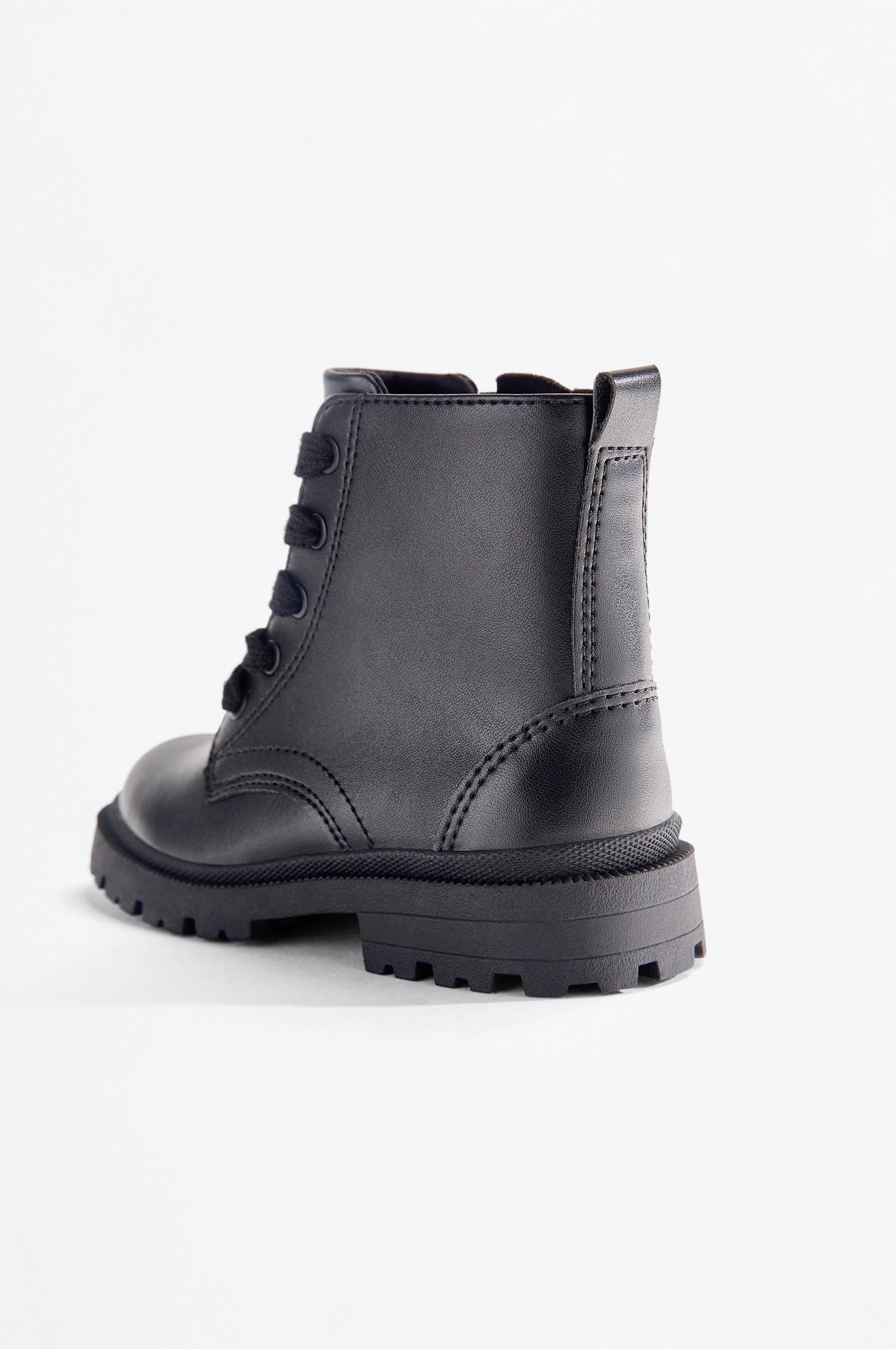 Lace-up boot — BLACK