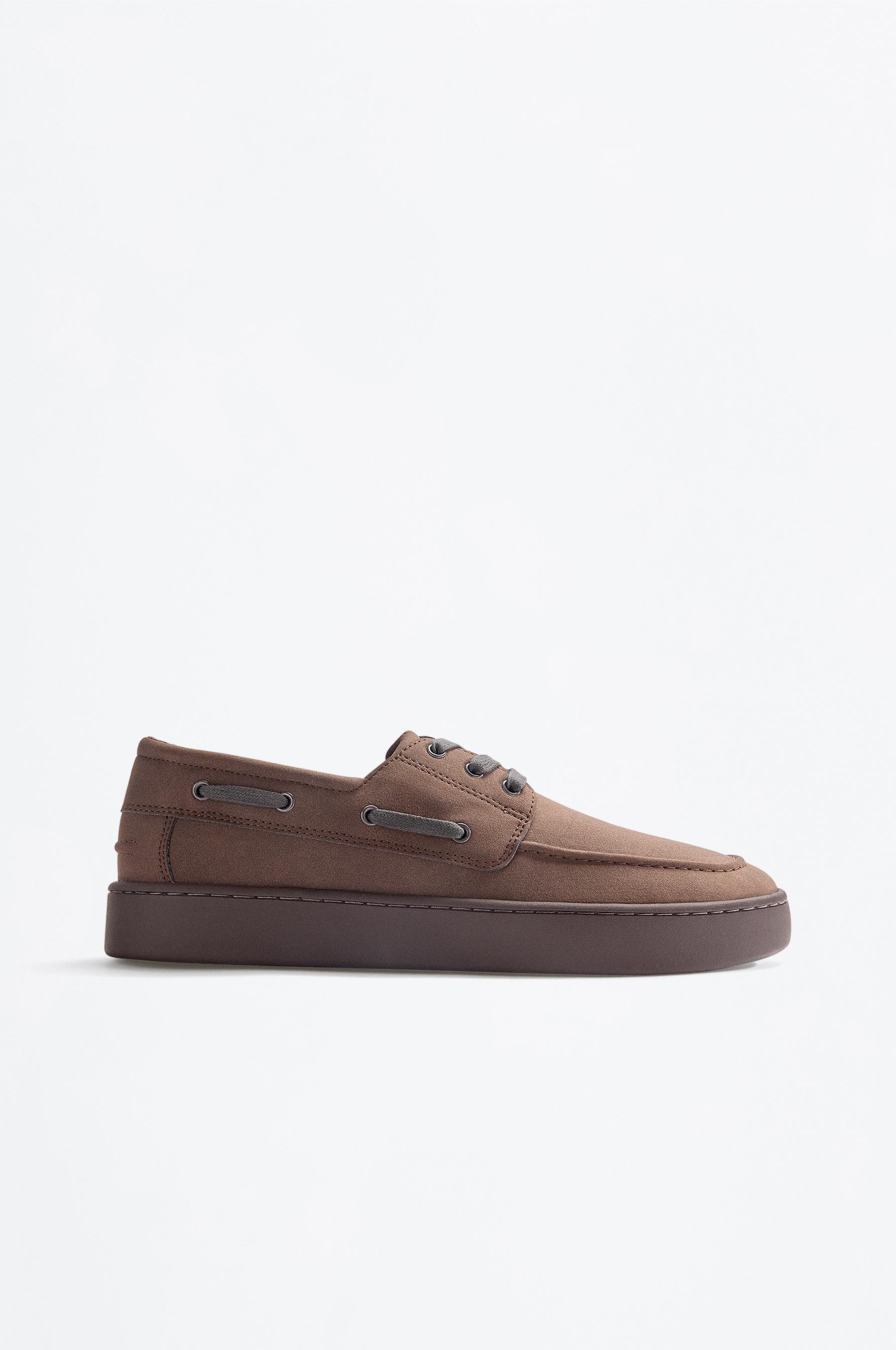 Zapato náutico casual