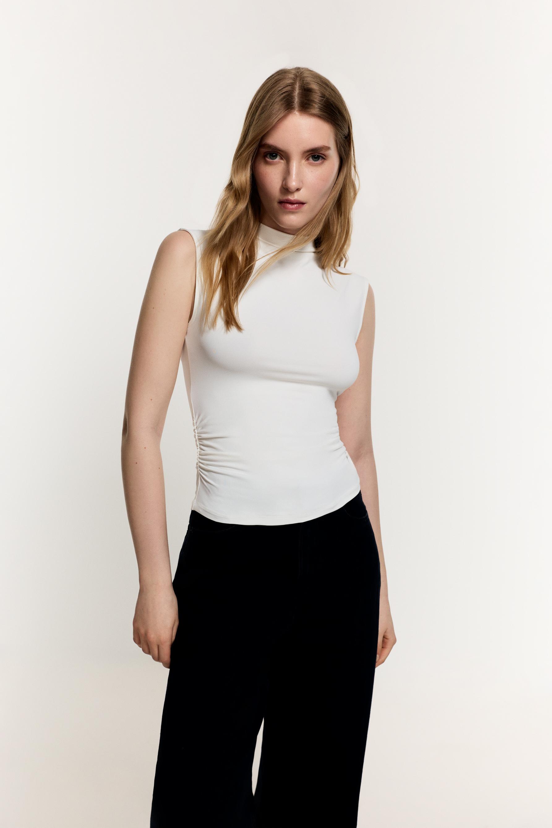 Top poliamida fruncidos