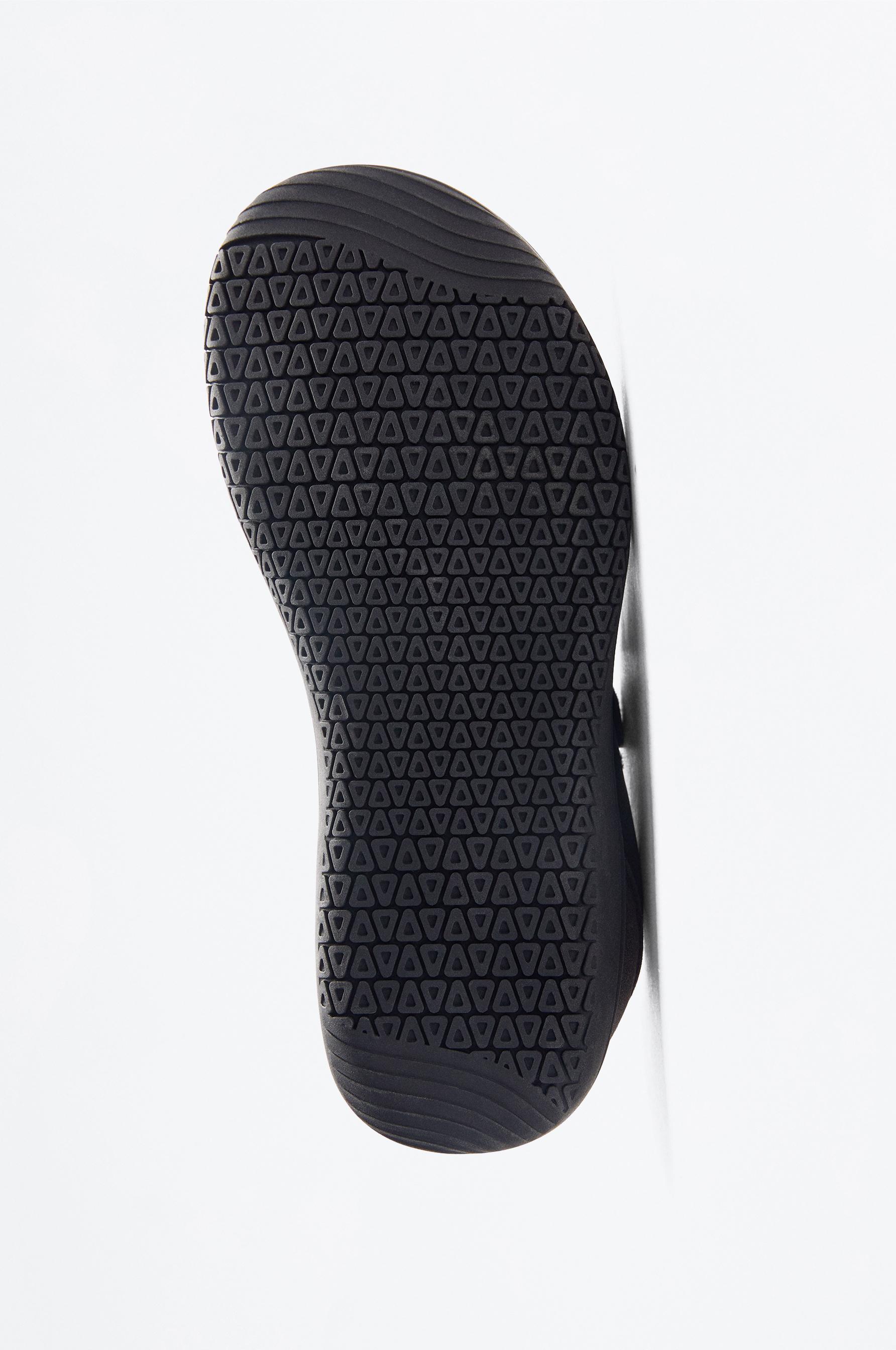 Casual sneakers — BLACK