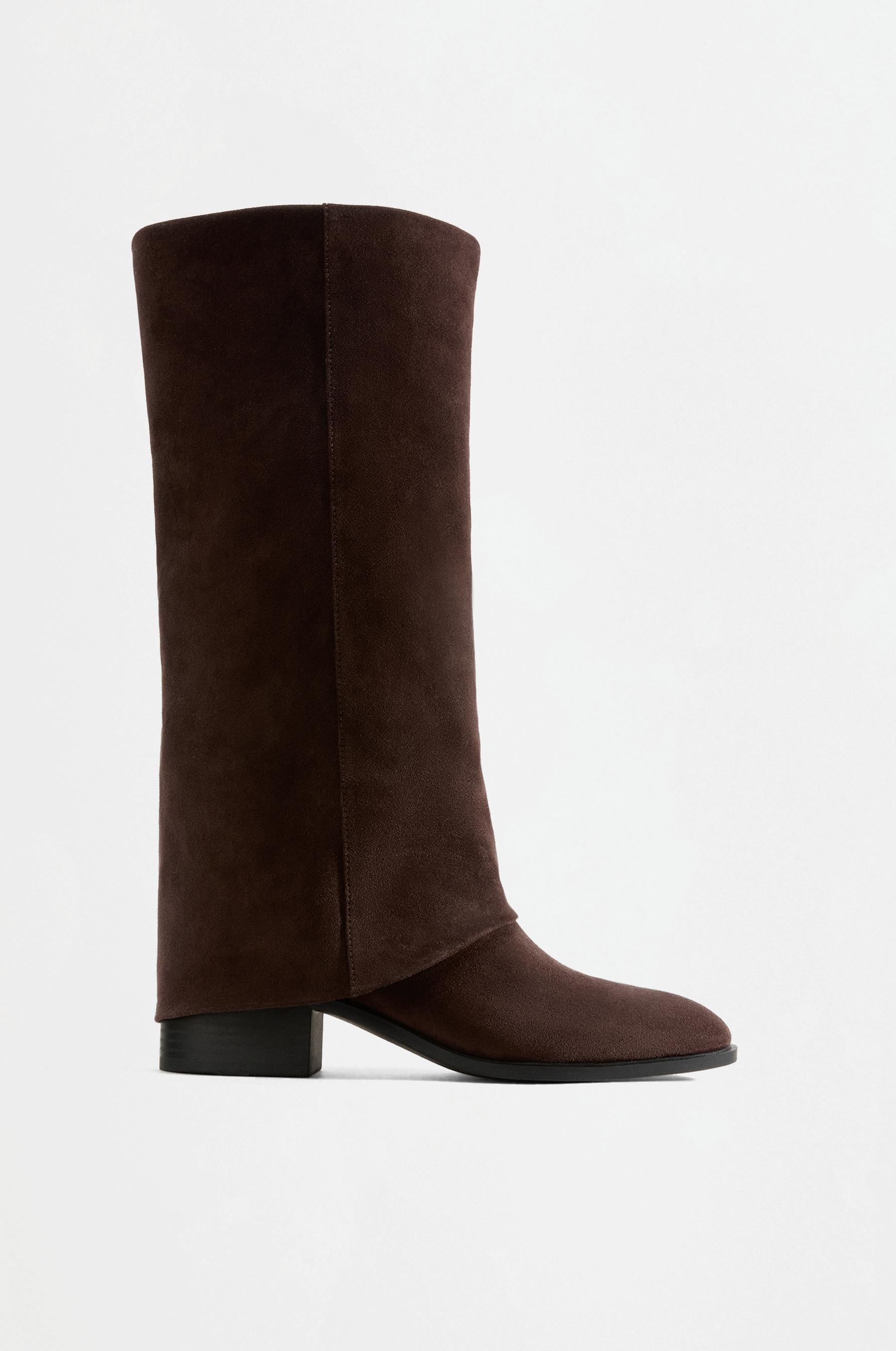 Footed boots — BROWN