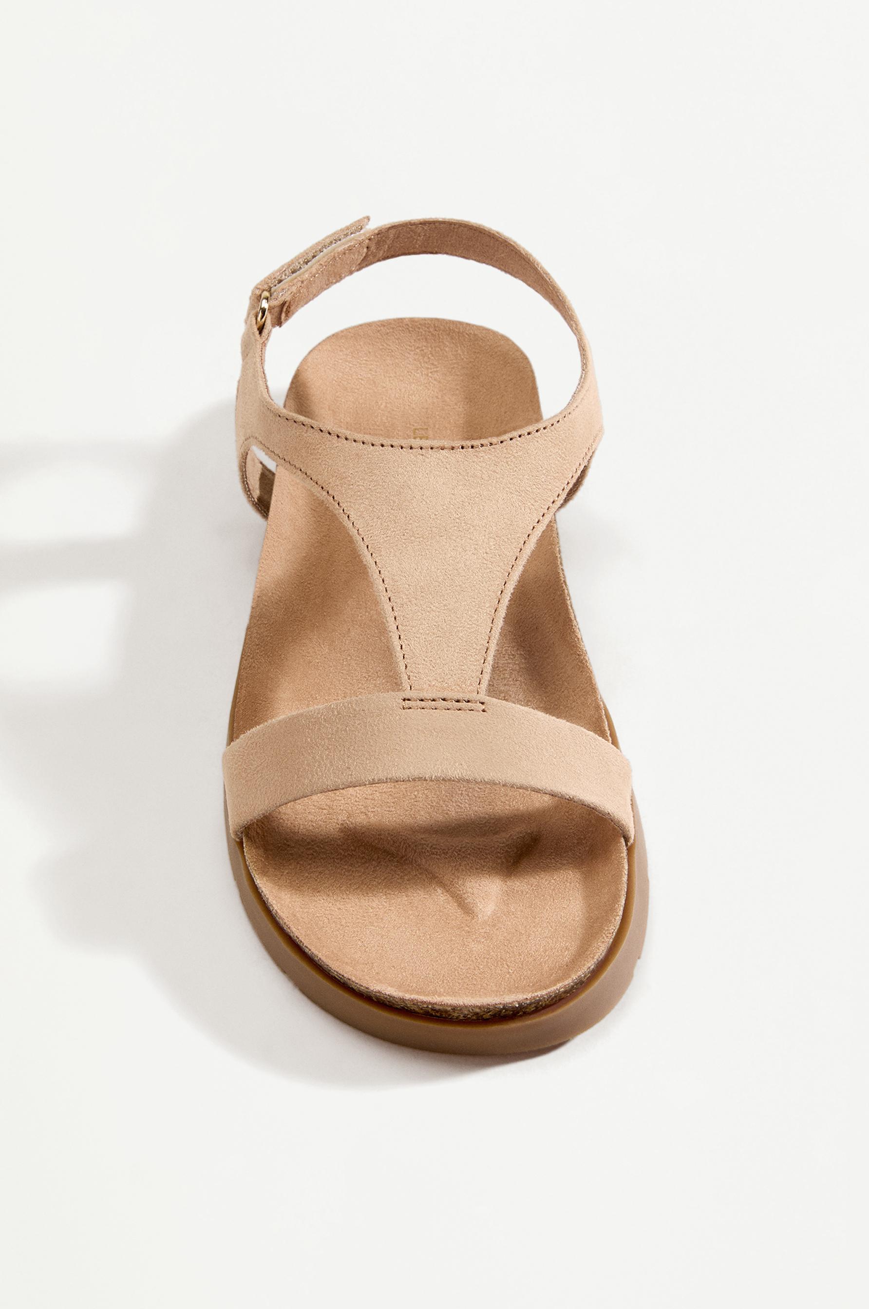 COMFORT SANDAL — BROWN