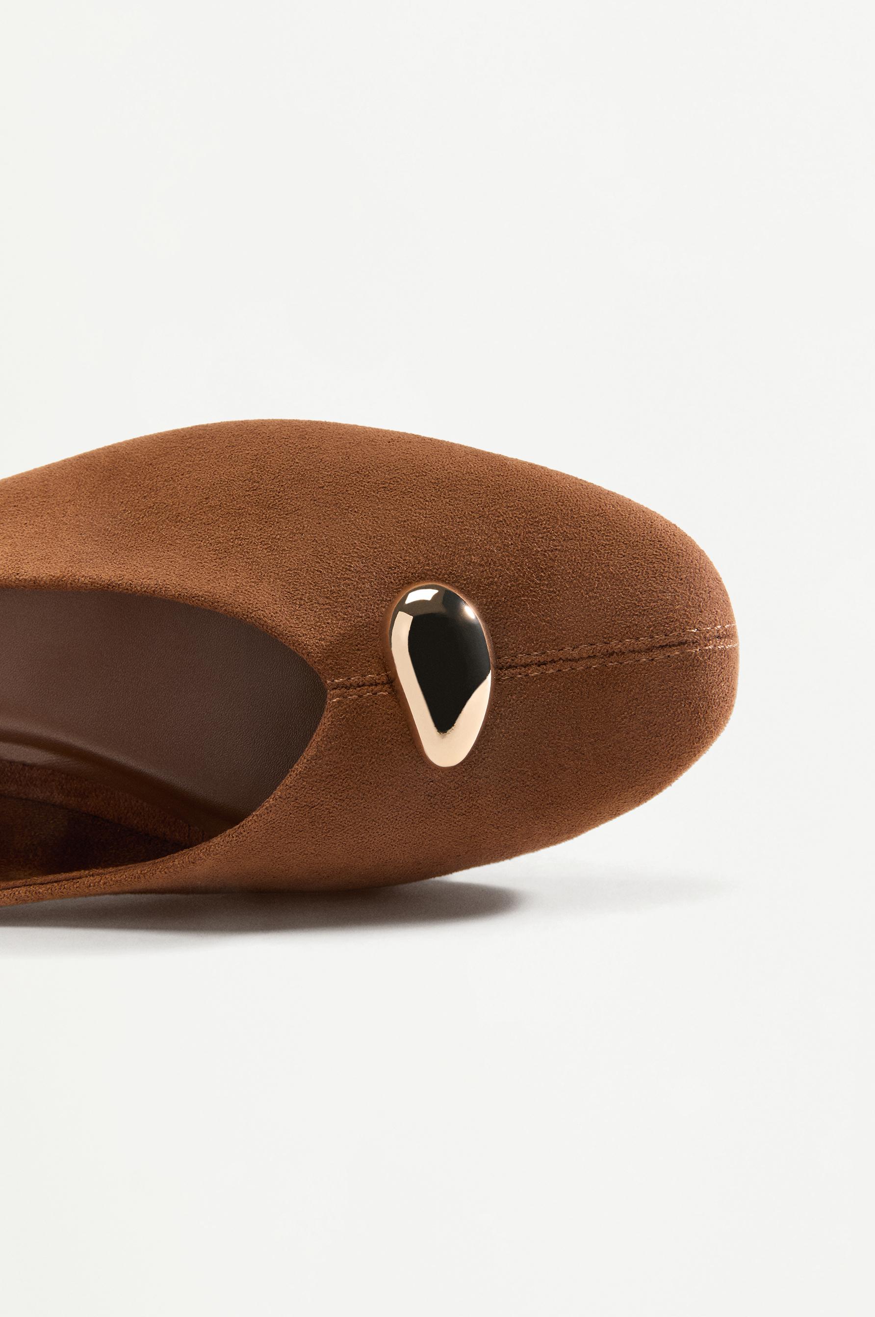 Ballet flats with metal detail — LEATHER
