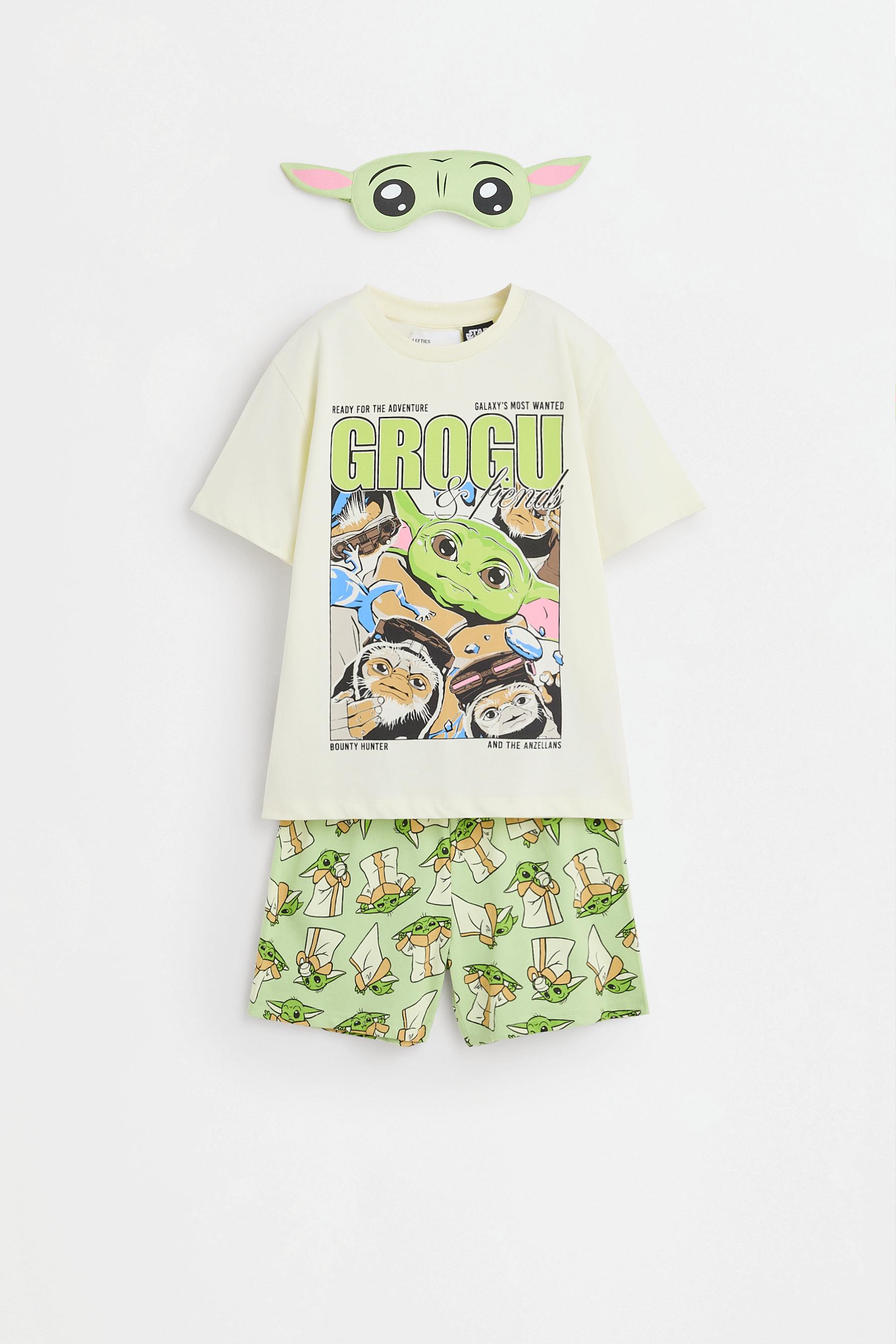Baby Yoda ©Disney short pyjamas with sleep mask — PALE GREEN