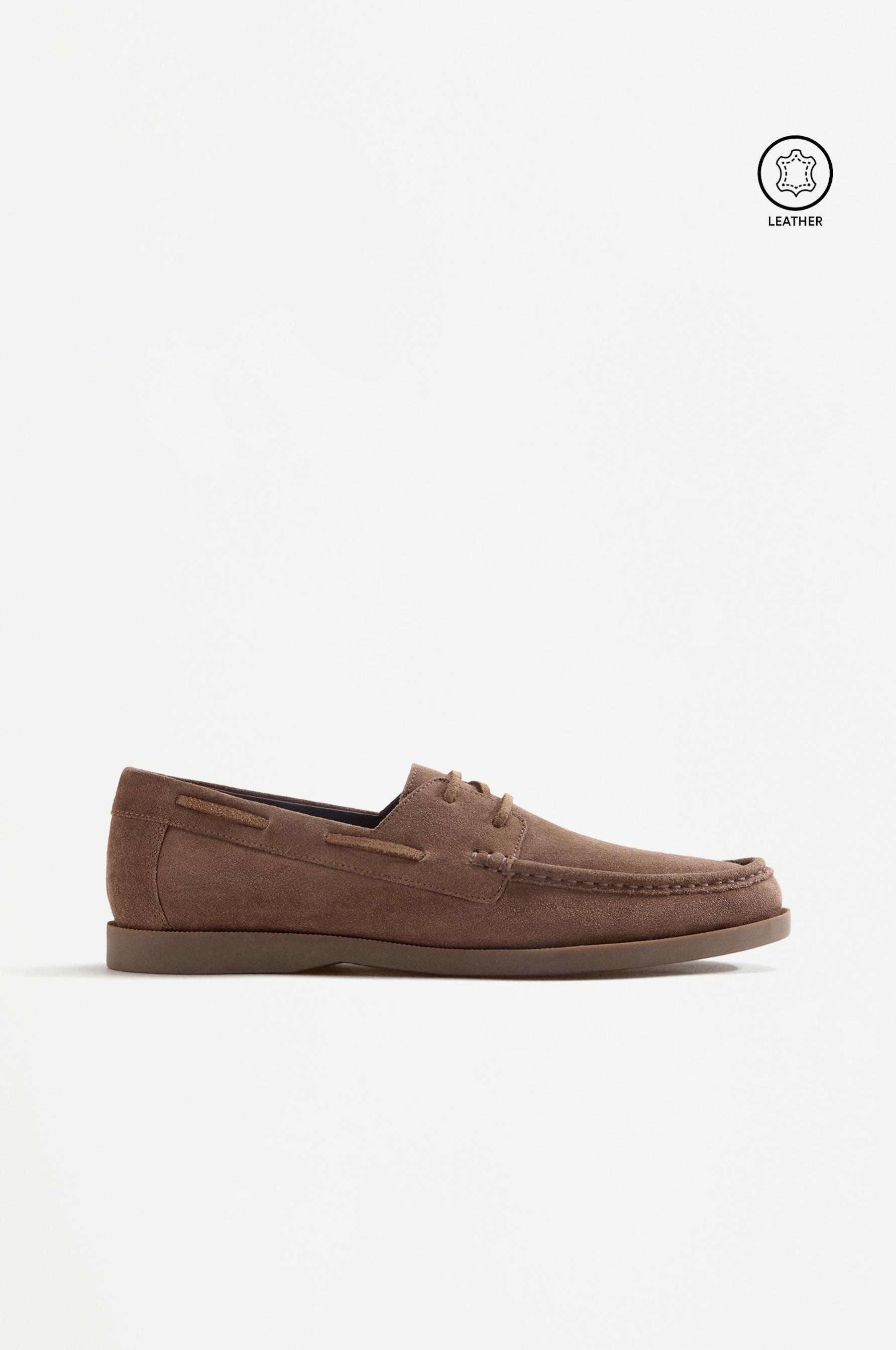Leather boat shoes — BROWN