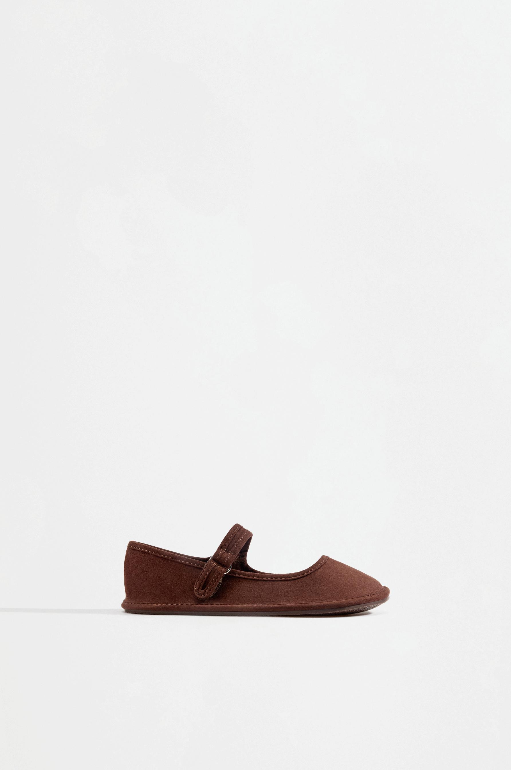 Barefoot Mary Jane ballet flats — BROWN