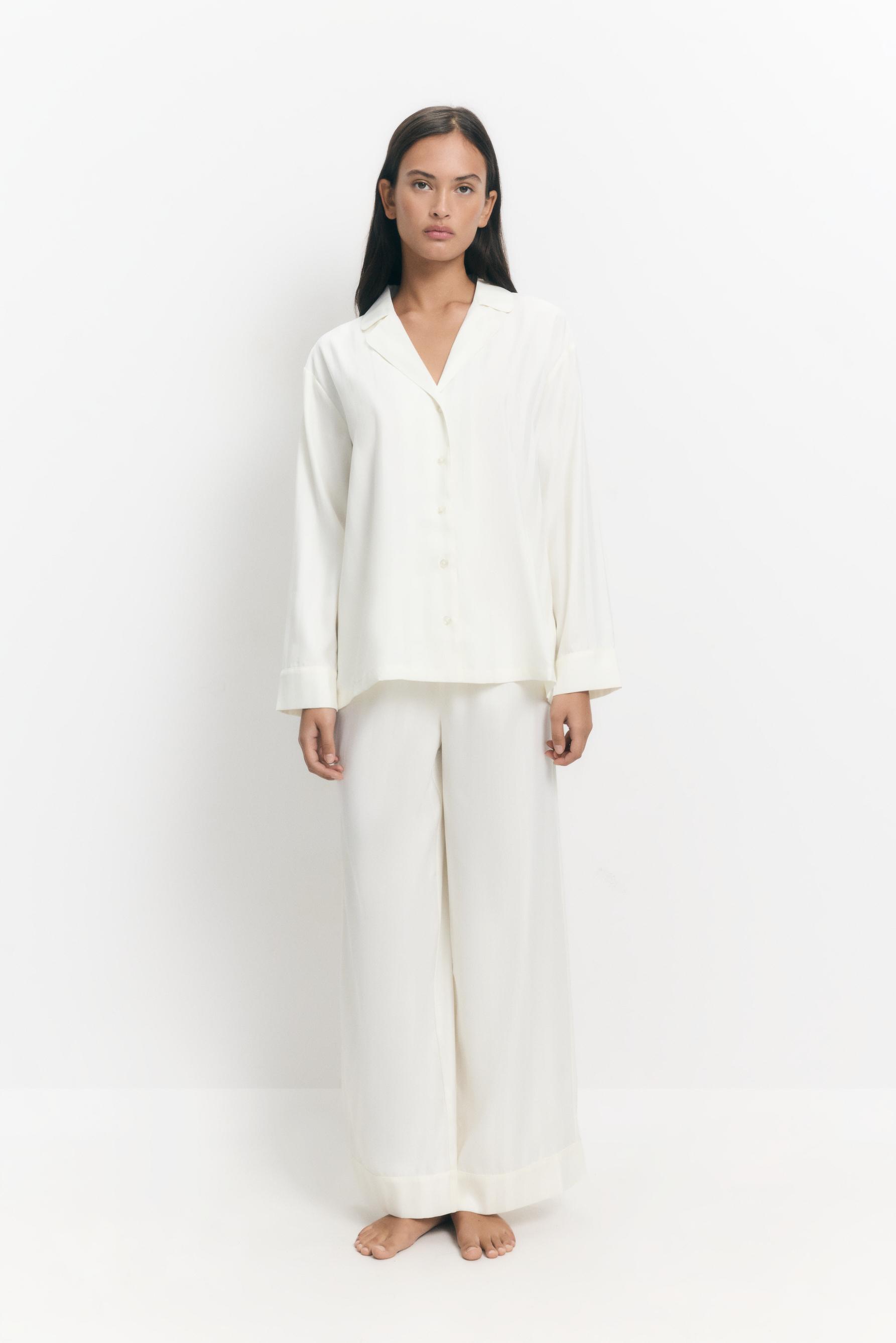 Pijama largo satinado