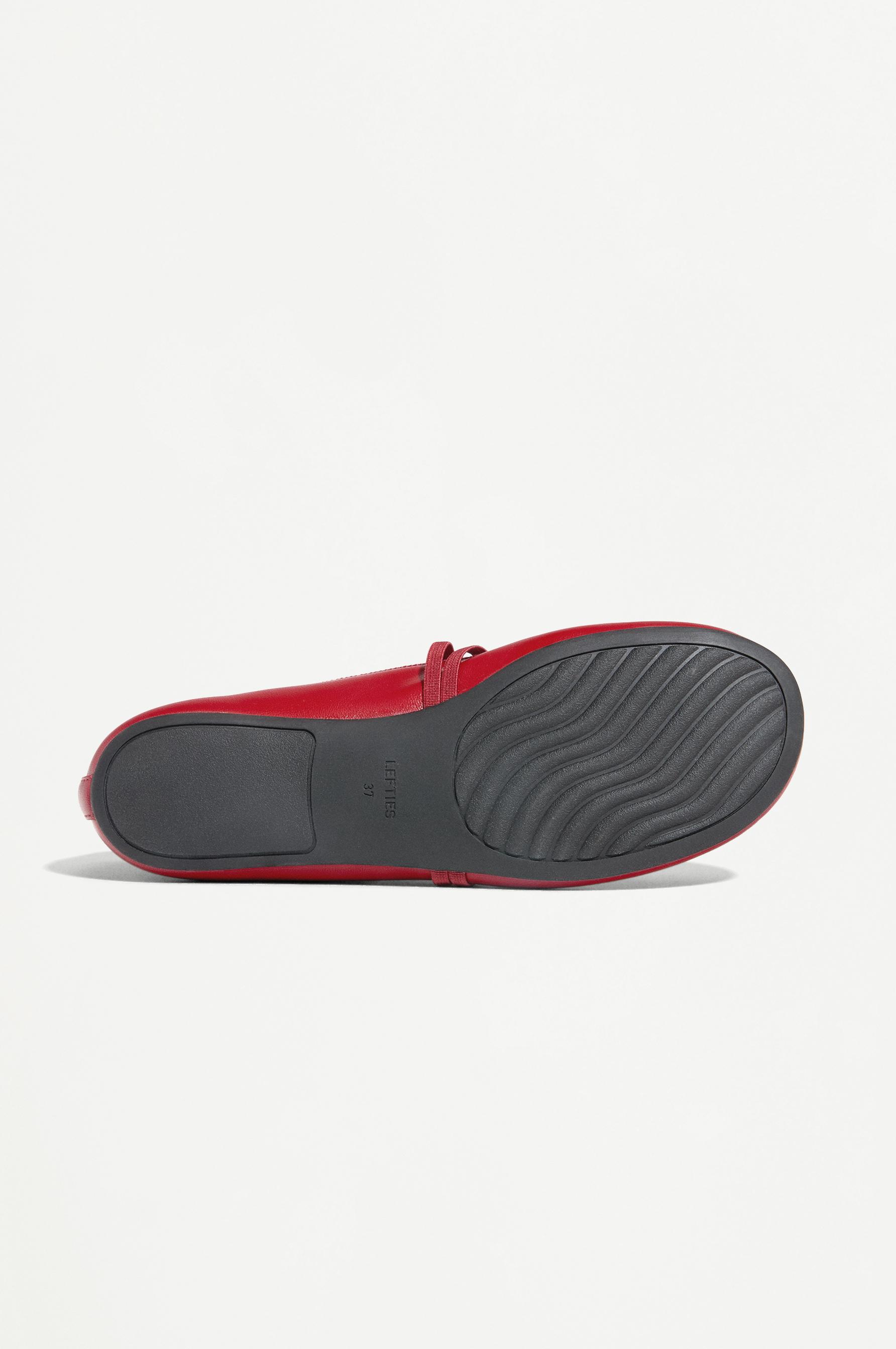Barefoot ballerina flat — RED