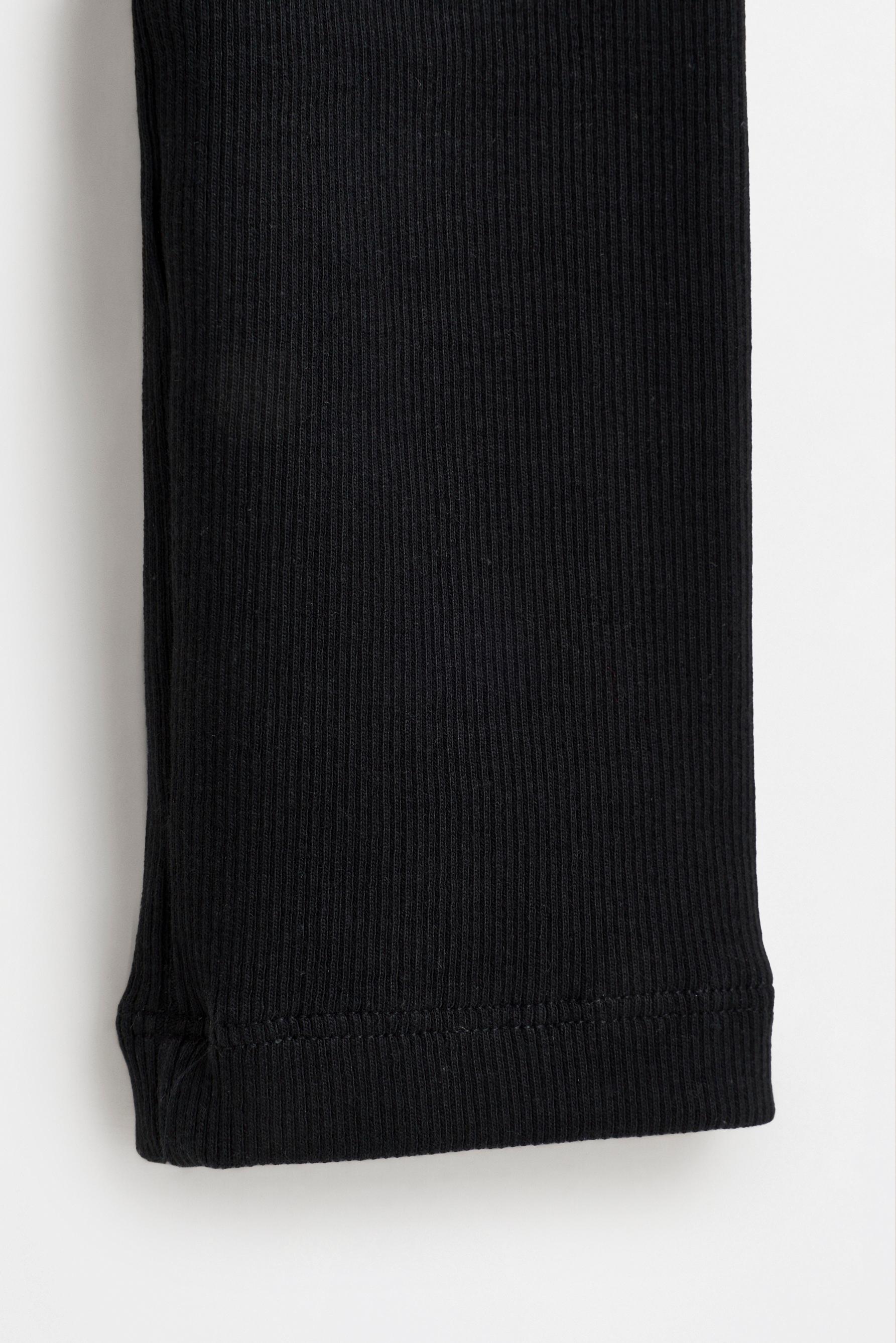 Ribbed leggings — BLACK