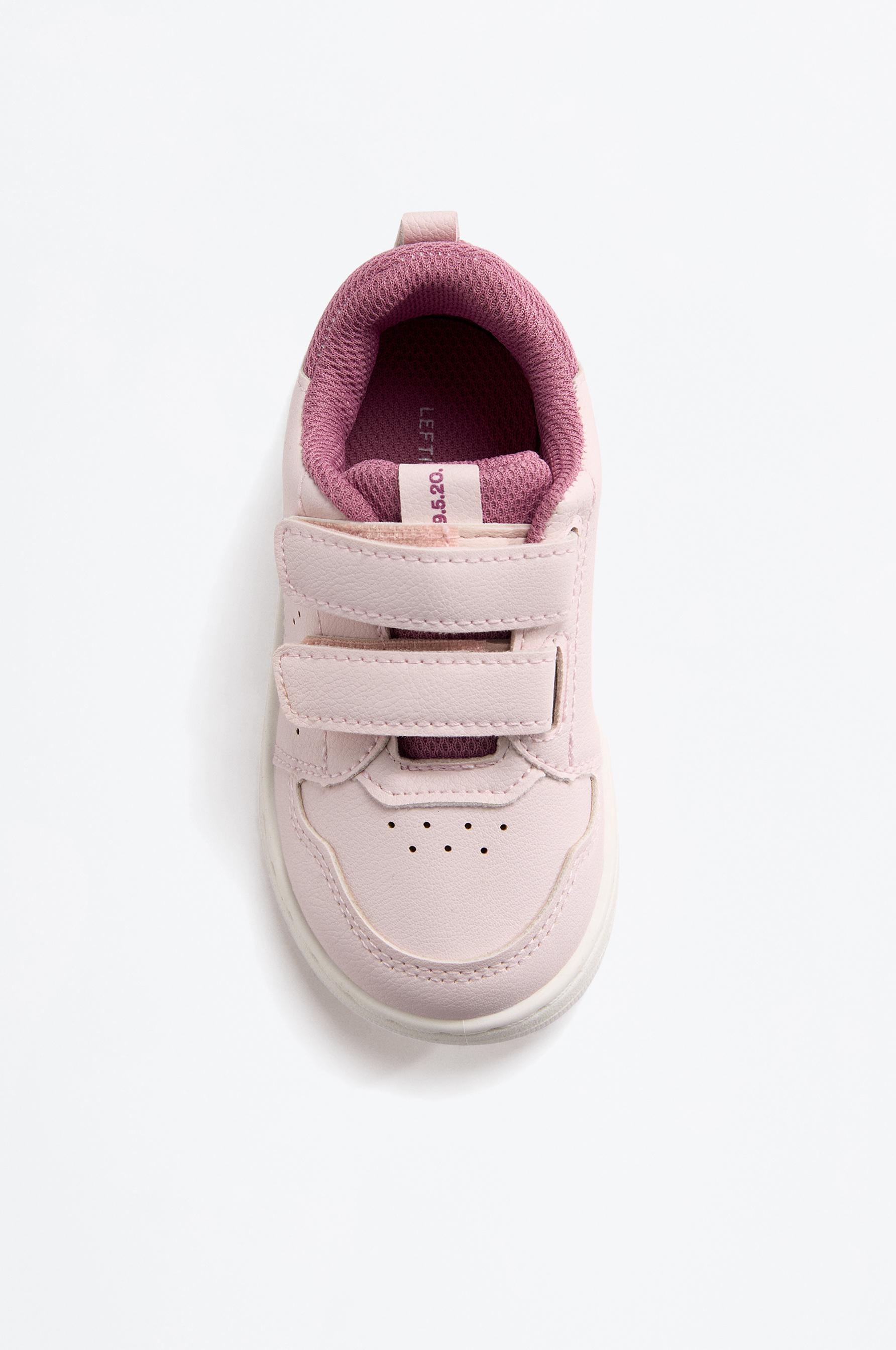 Minimalist athletic shoe — PALE PINK