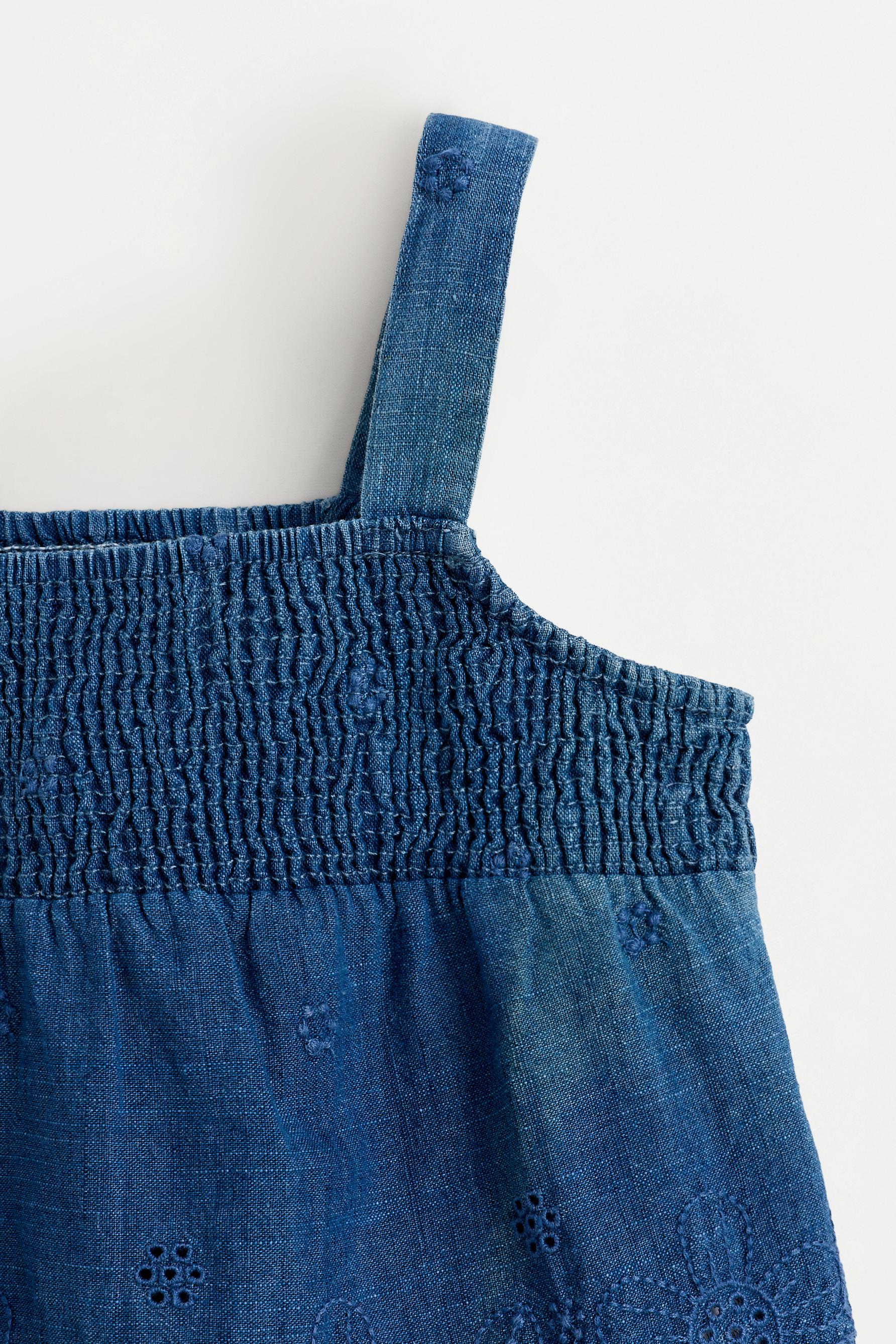 Embroidered denim top — MEDIUM BLUE