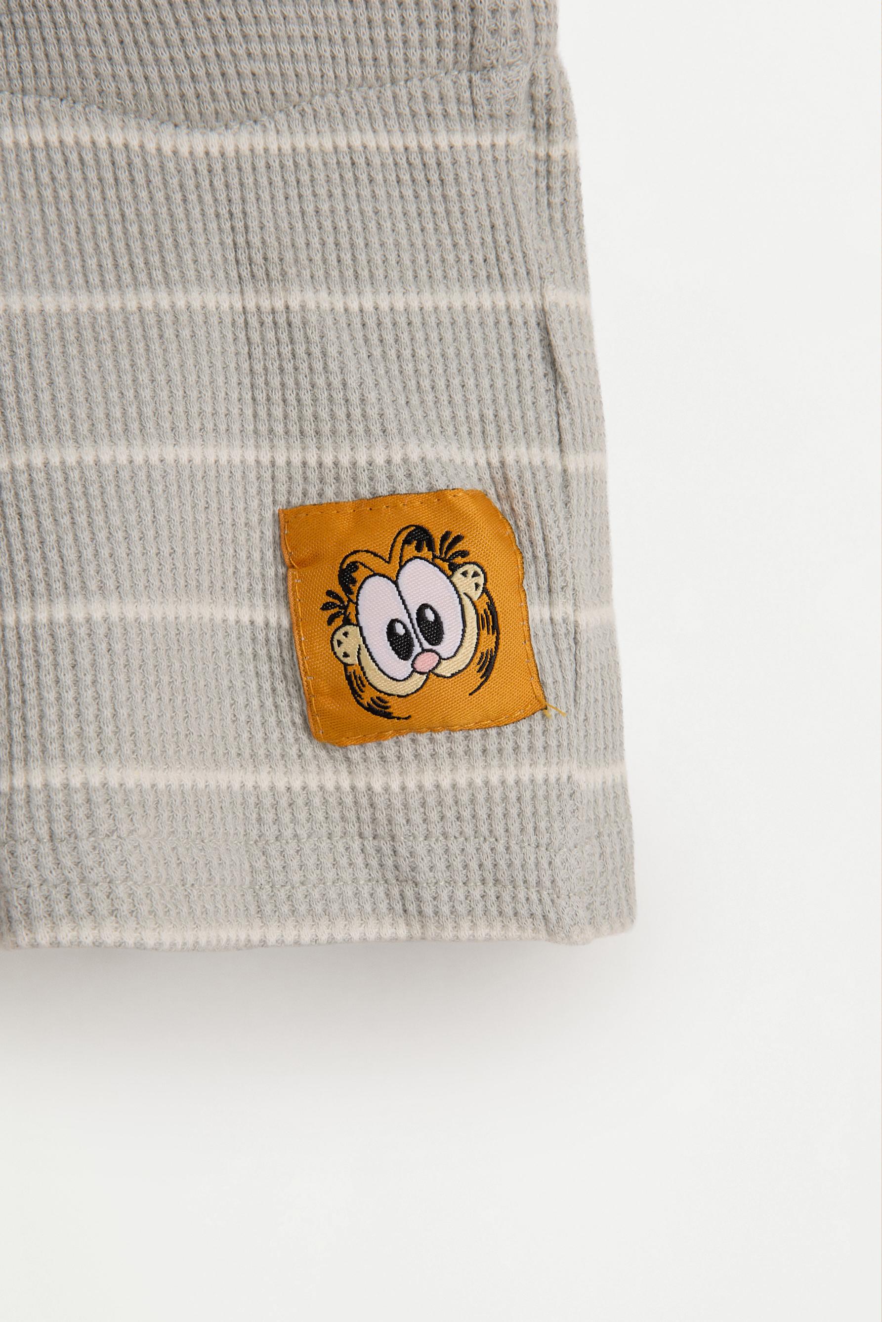 Garfield ©Nickelodeon waffle-knit T-shirt and shorts co-ord — GREY