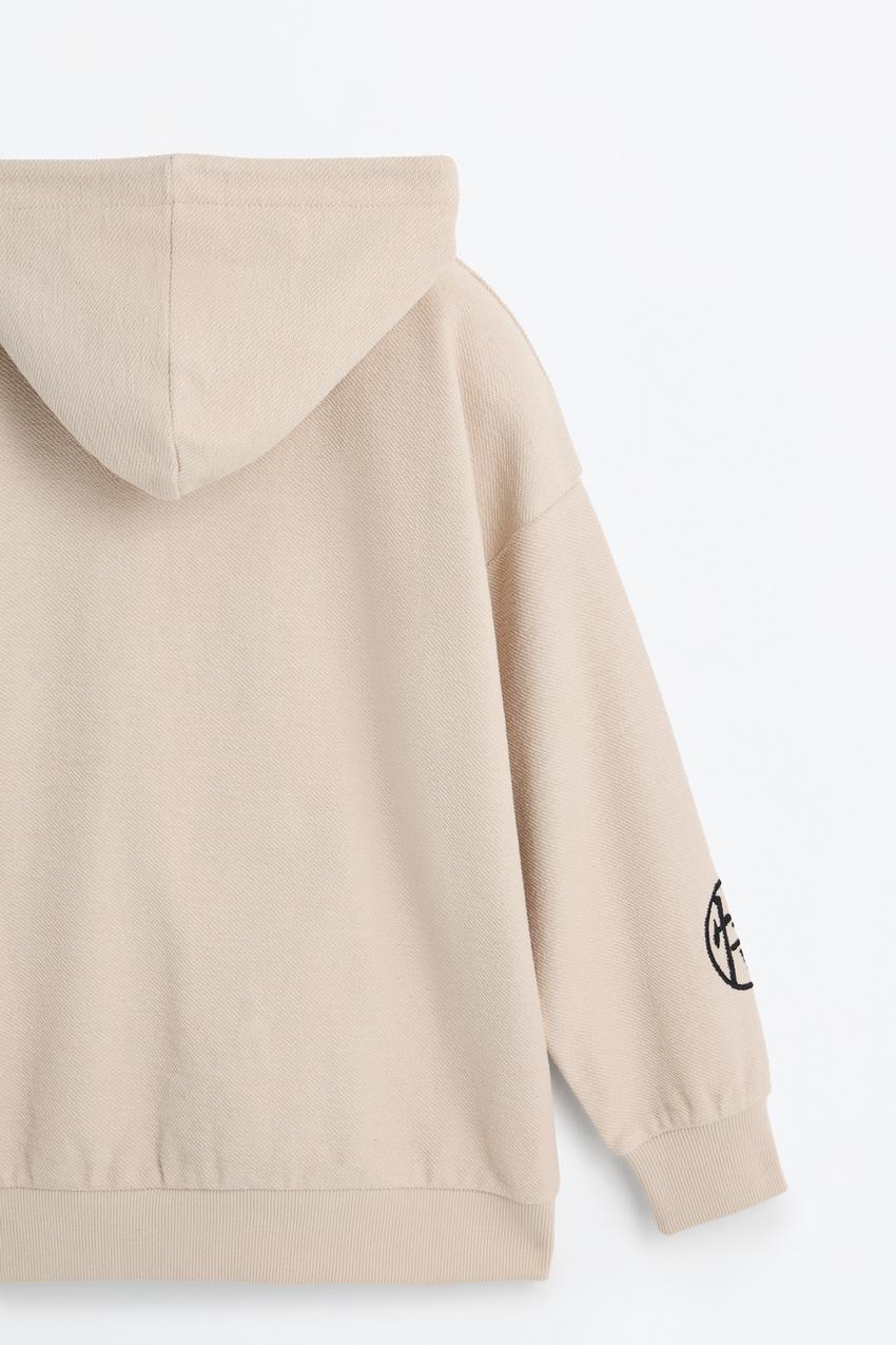 Bershka Sudadera Que Brilla En La Oscuridad Sudadera Con Capucha