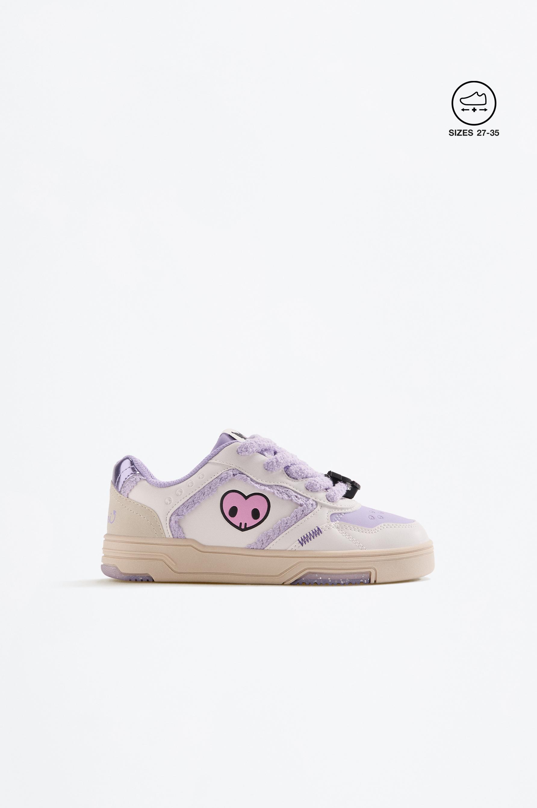 Kuromi Hello Kitty ©SANRIO Slipper — WHITE