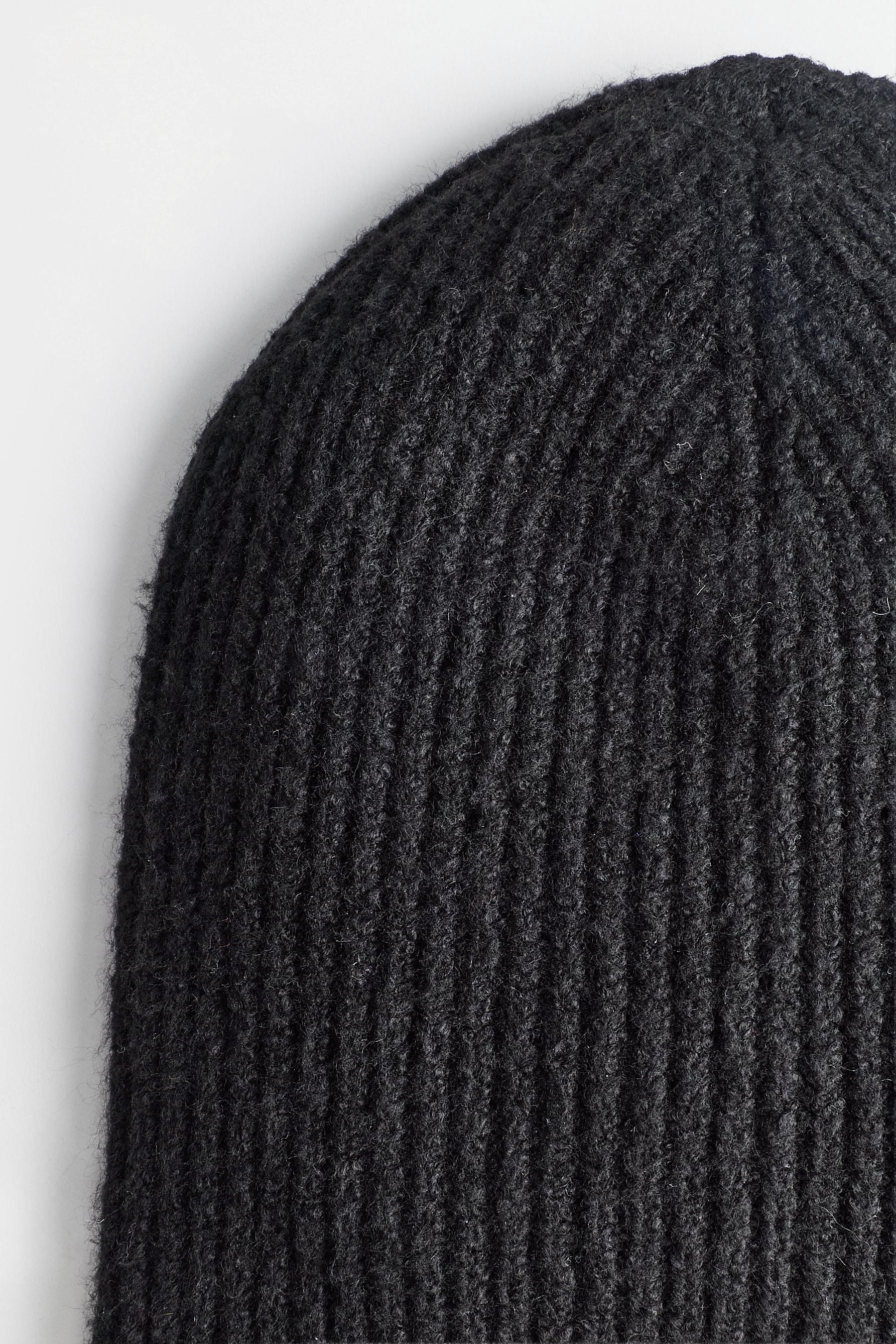 Basic knit beanie — GOLD BLACK