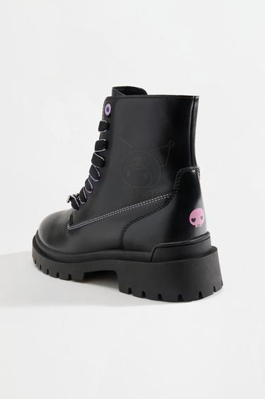 Kuromi Hello Kitty ©SANRIO lace-up boots — BLACK 4